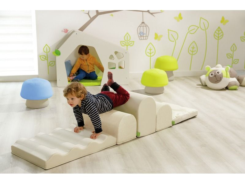 Tiny Tot Large Bump - Natural, 18.9"L x 9.4"W x 14.2"H