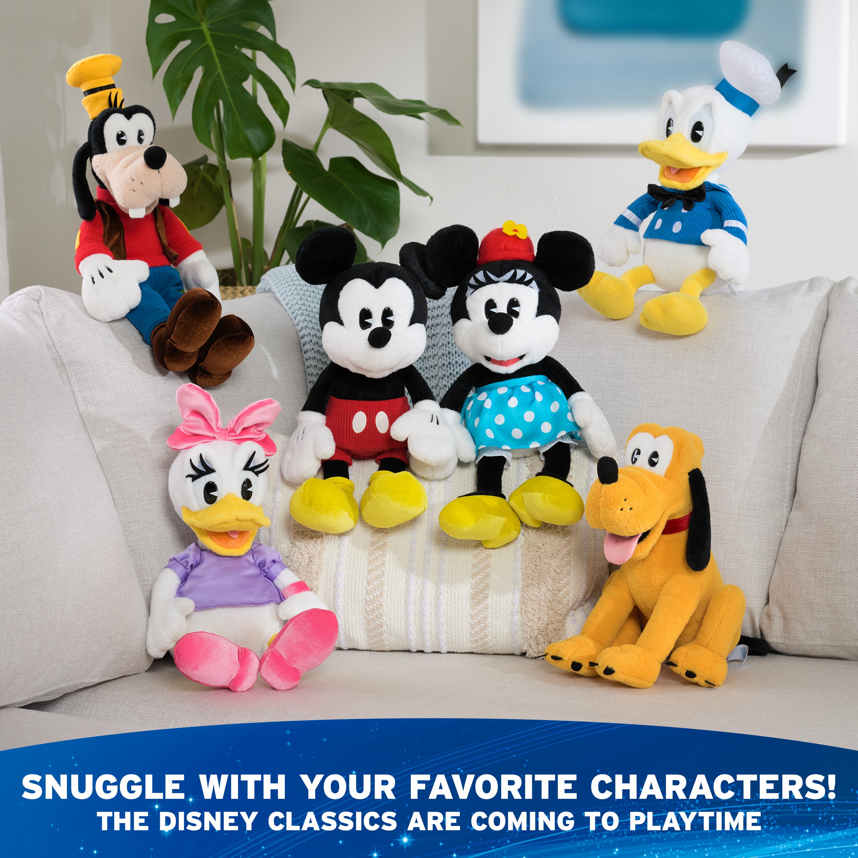 GUND Disney Official Minnie Mouse Classic Plush, Mickey and Friends, Deluxe Collector Stuffed Animal for Ages 1 and Up, Black/White, 14”