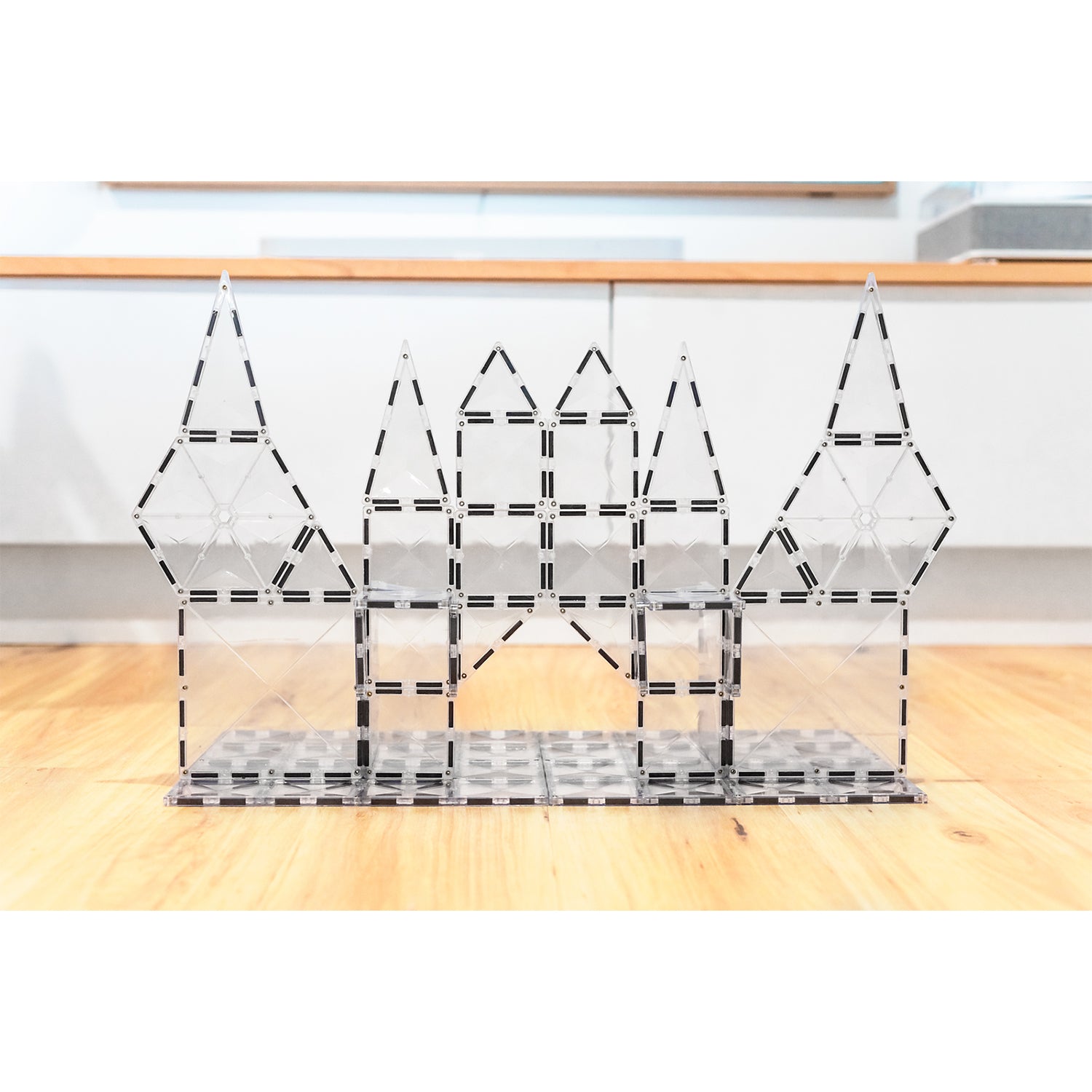 Magnetic Tiles Clear Starter Pack, 34 Pieces