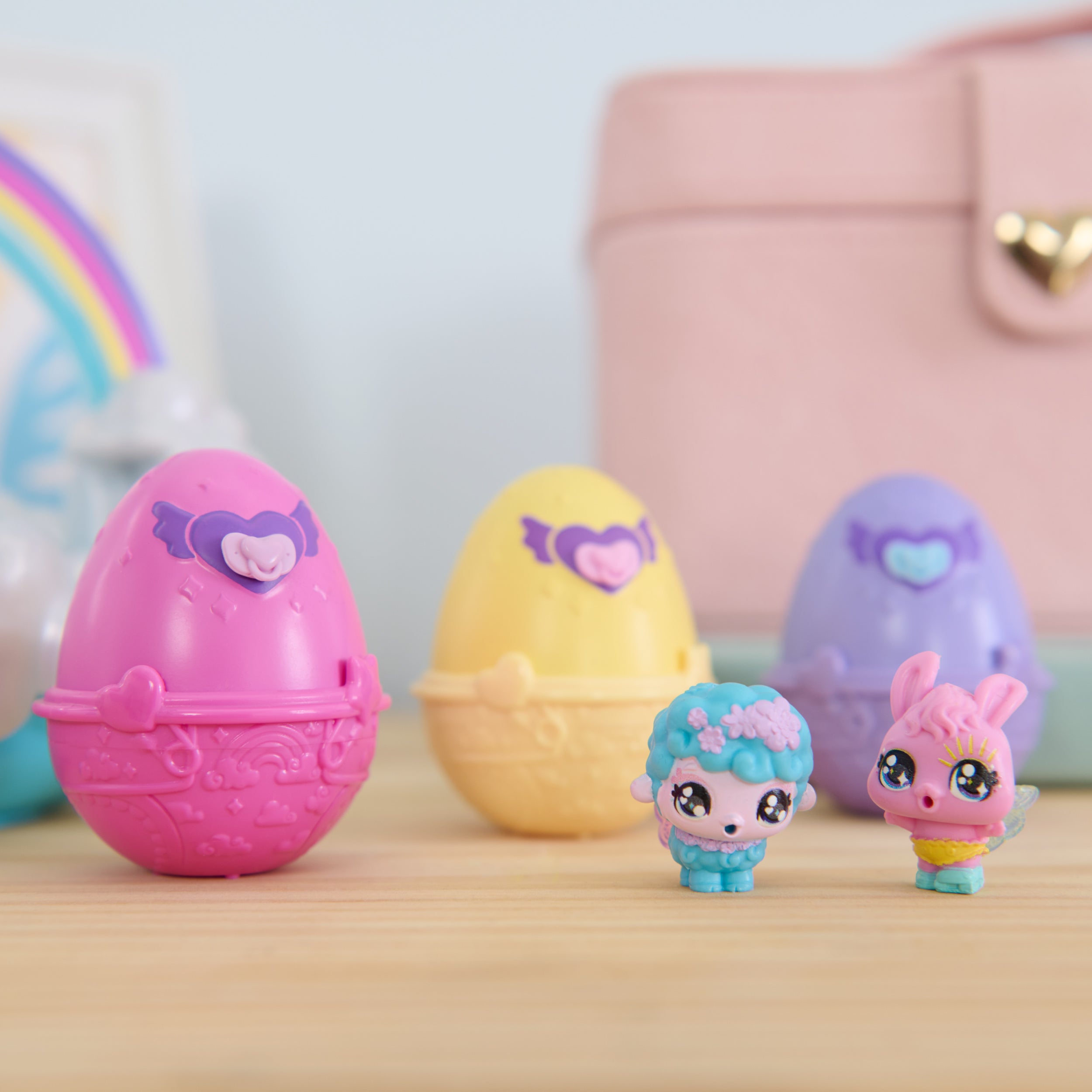 Hatchimals Alive, Spring Basket with 6 Mini Figures, 3 Self-Hatching Eggs, Fun Gift and Easter Toy, Kids Toys for Girls and Boys Ages 3 and up