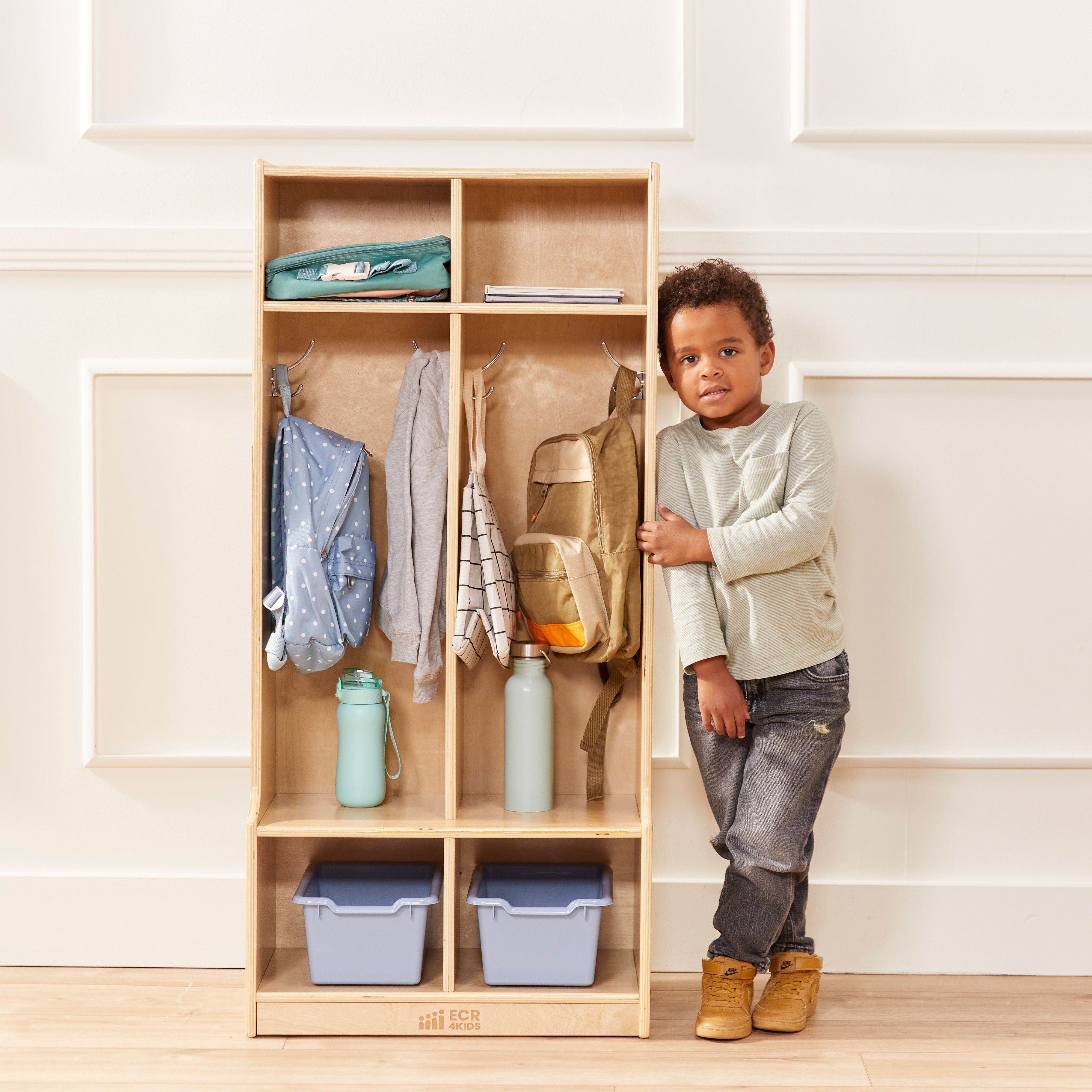 2-Section Coat Locker with Bench - Natural