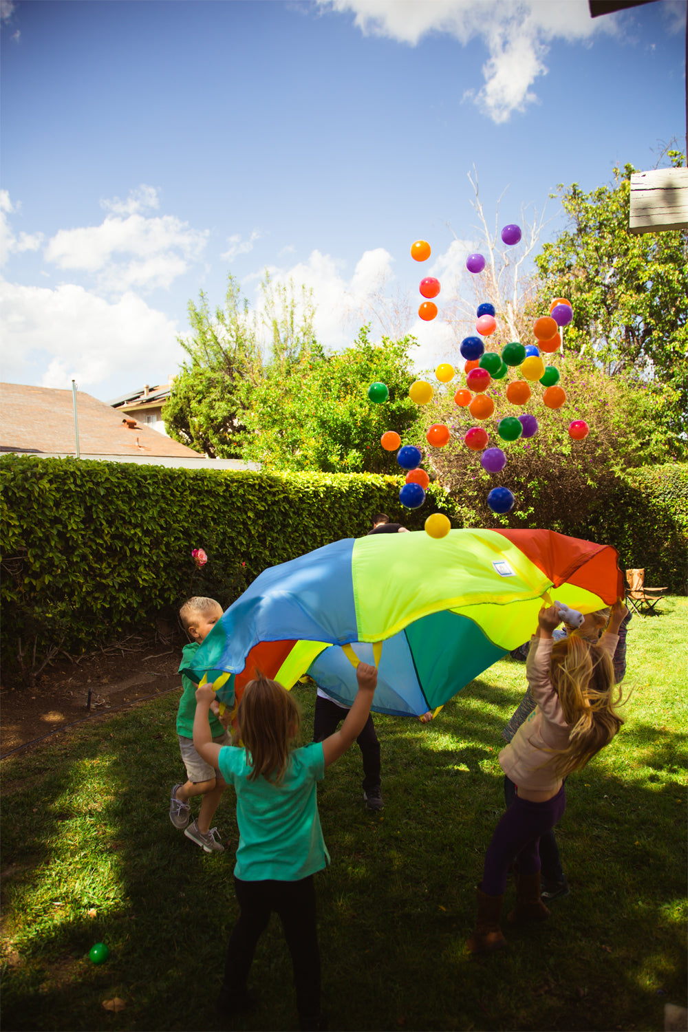 Funchute 6FT Parachute - Blue / Green / Red / Yellow