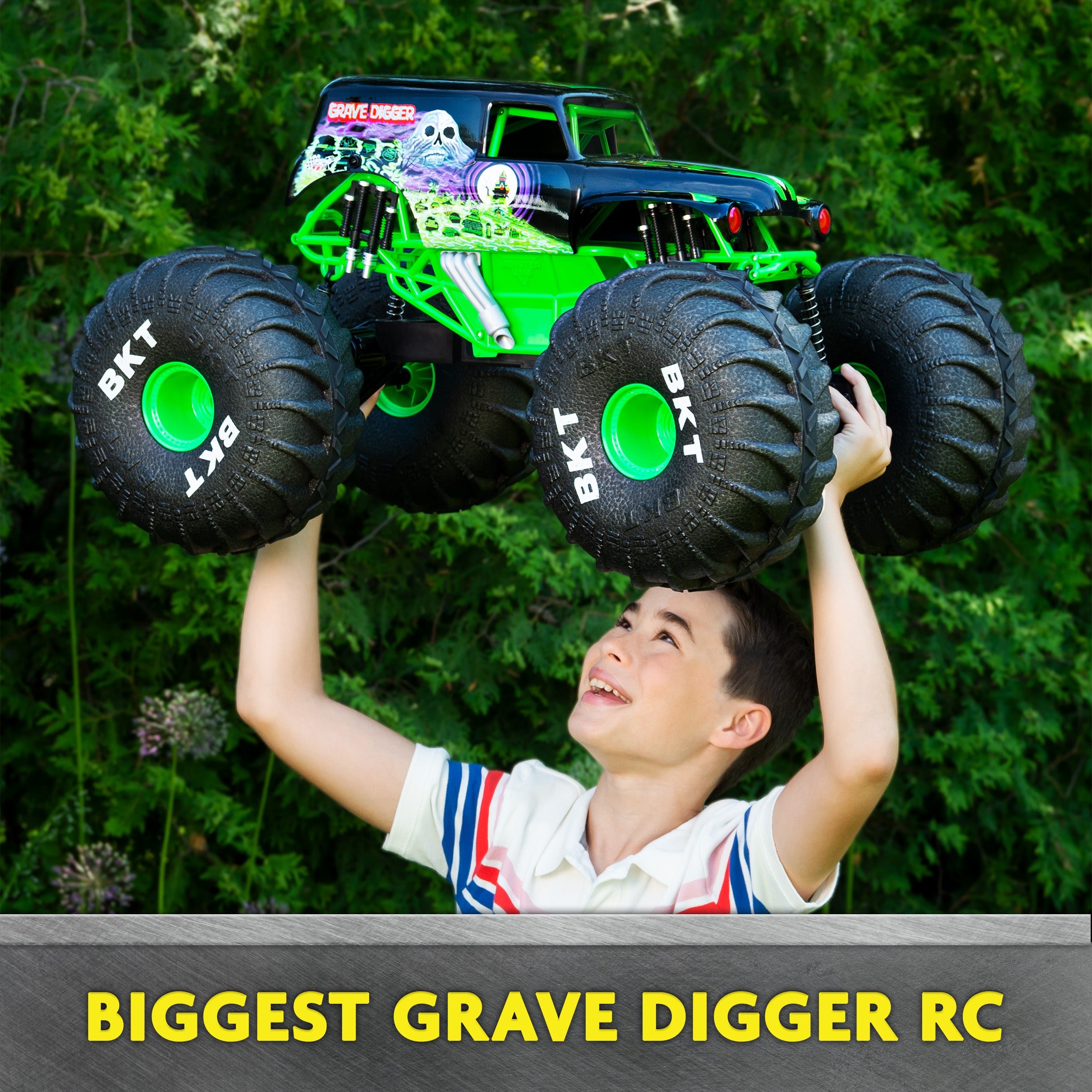 Monster Jam, Official Mega Grave Digger All-Terrain Remote Control Monster Truck, Over 2 Ft. Tall, 1:6 Scale, Kids Toys for Boys and Girls Ages 4 and Up