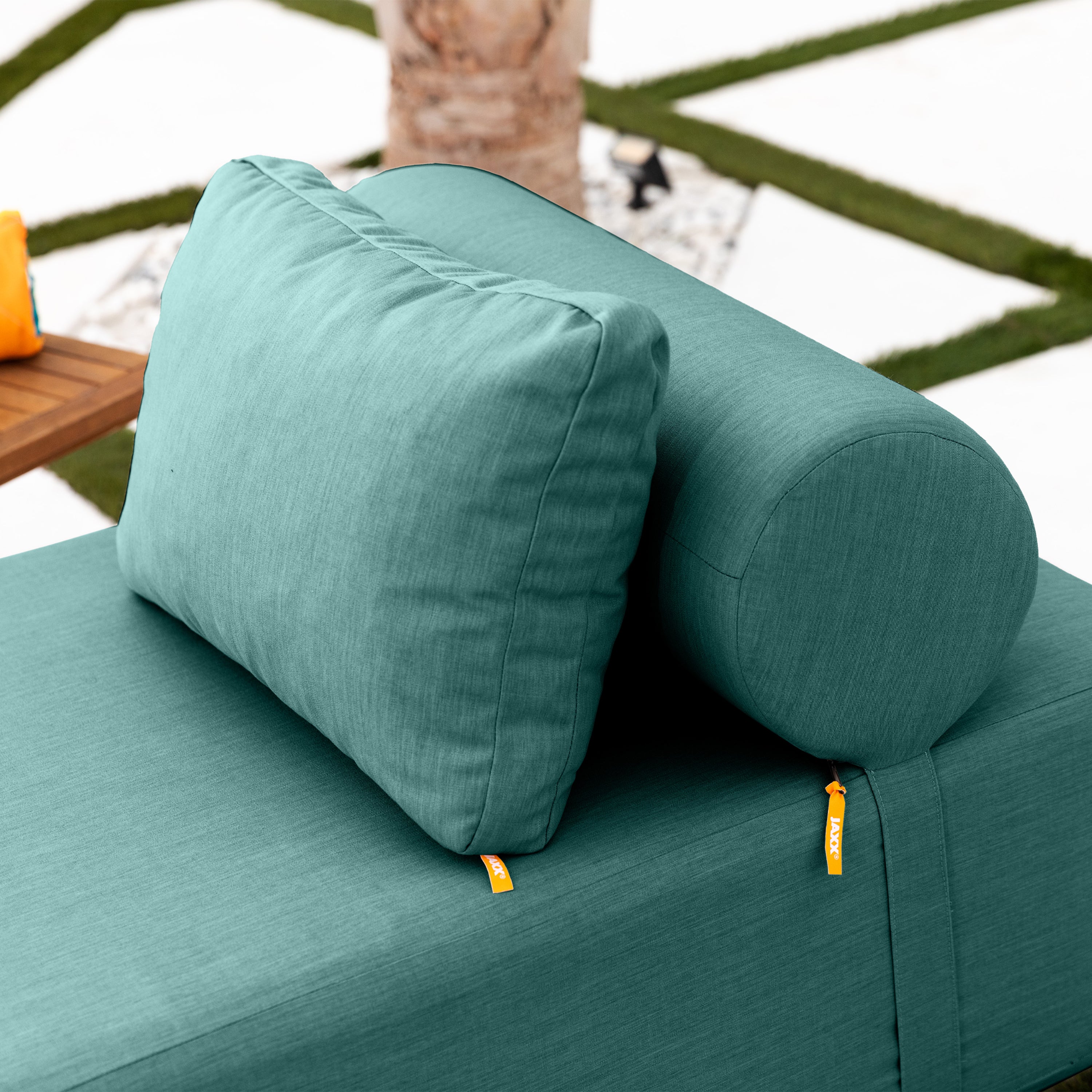 Jaxx Alvy Outdoor Sun Lounger – Luxurious Sunbed with Hevea Wood Feet, Sunbrella Breeze