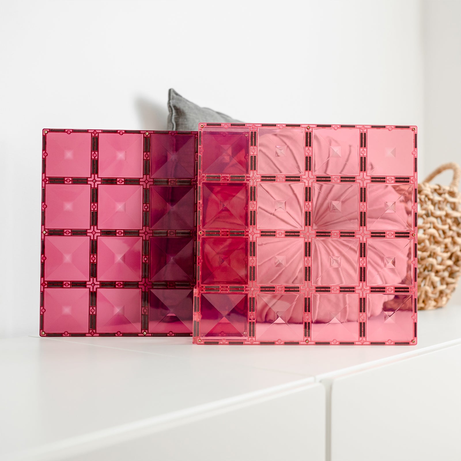 Magnetic Tiles Pastel Pink & Berry Base Plate, 2 Pieces