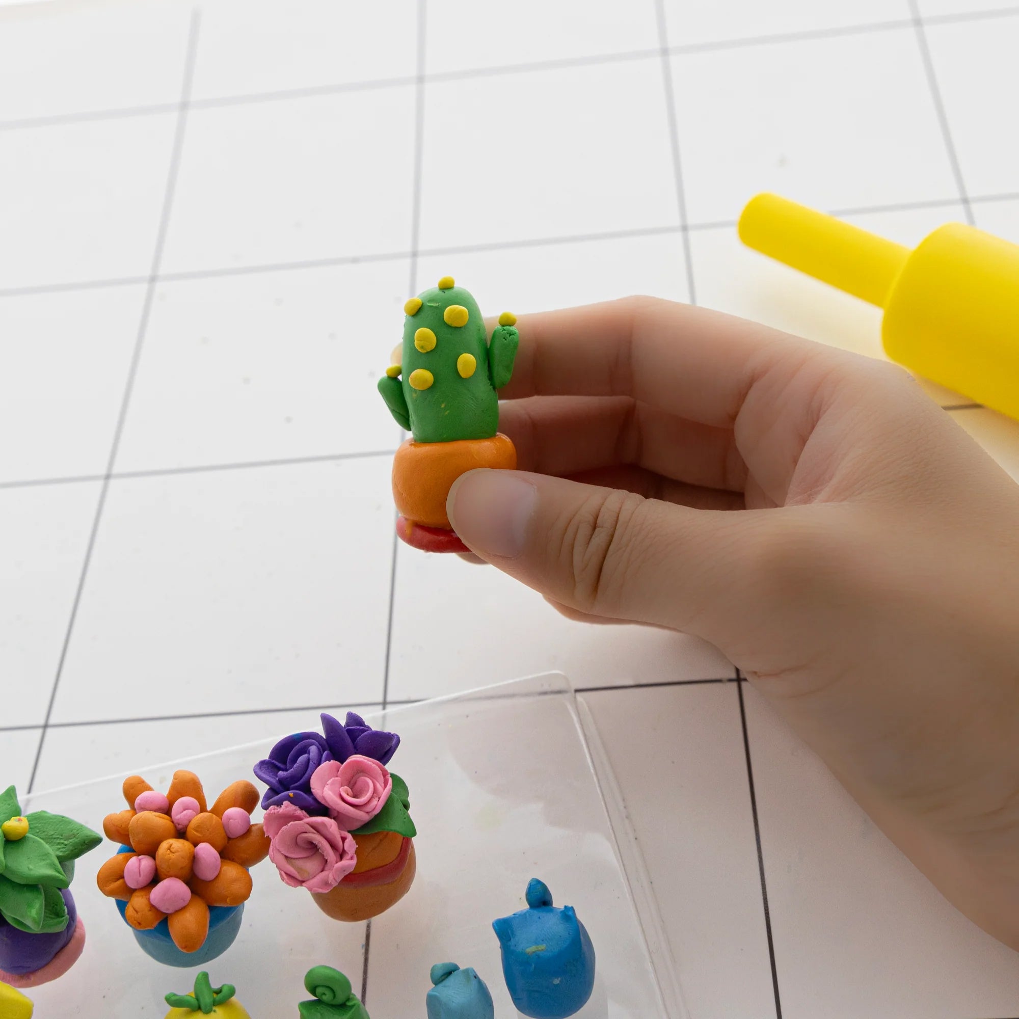Modeling Clay Sticks, 4.8 oz (136g), 8 Primary Colors