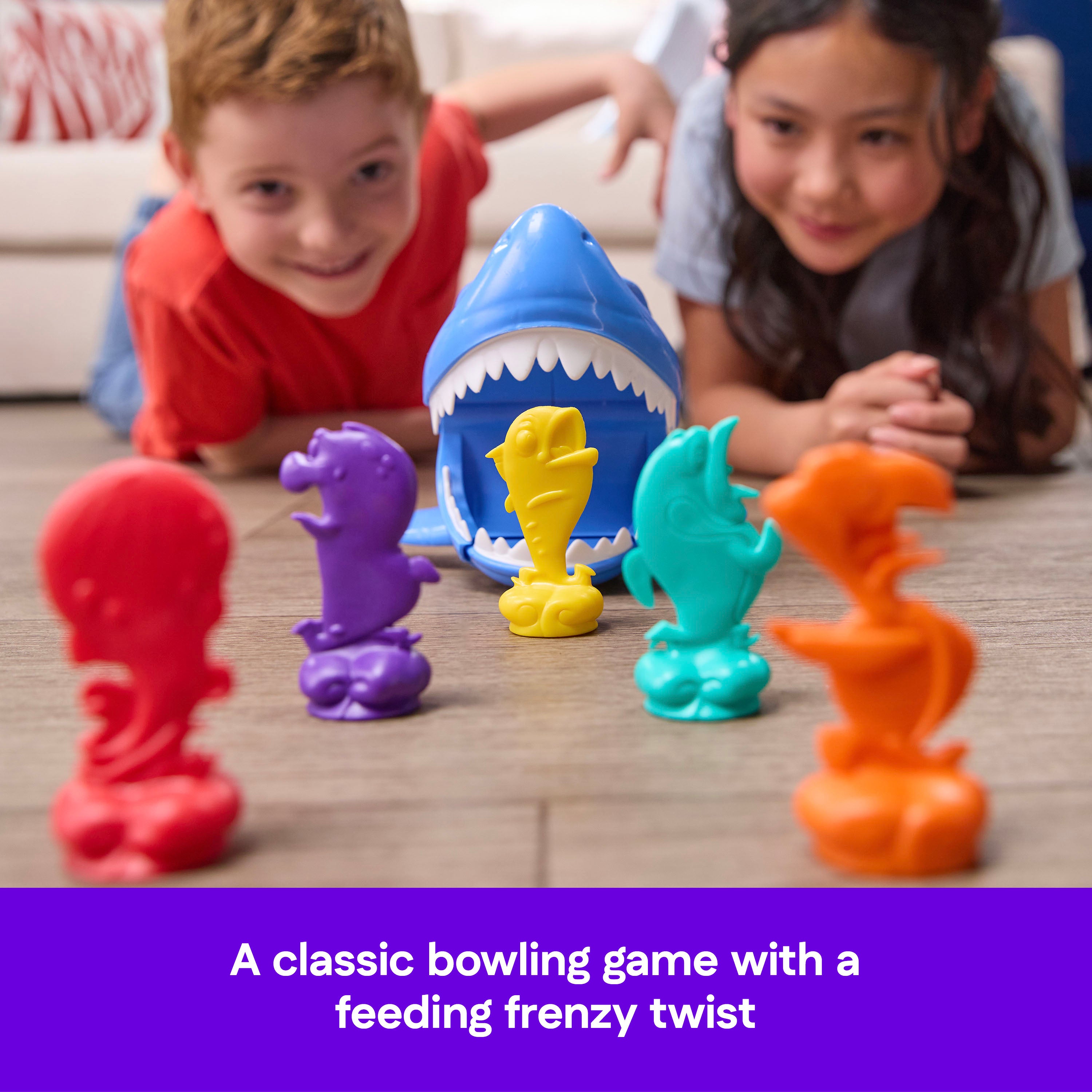 Spin Master Games, Shark Strike, Bowling Game with Wind-Up Jaw-Chomping Action, Easy Activity Toy for Preschoolers, Fun for Kids & Family, 2-4 Players, for Ages 5 & Up