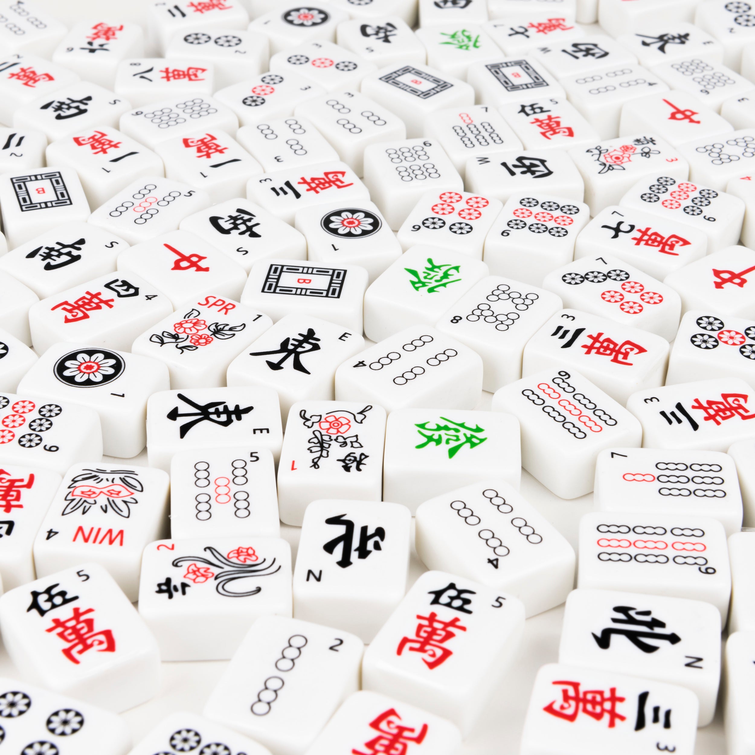Spin Master Games, Mah Jong Classic Strategy Matching Tile Game, Trending ASMR Activity, as Seen on TikTok, for Kids, Teens, & Family, 1-4 Players, for Ages 8 & Up