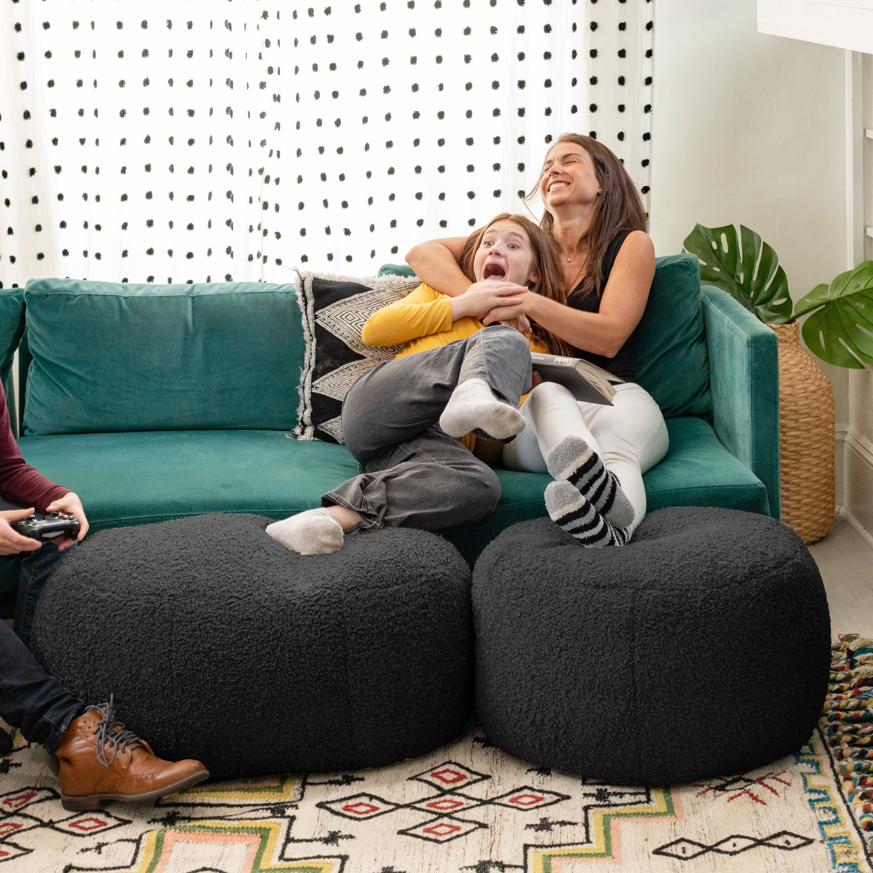 Jaxx Ellis Ottoman Shearling Faux-Lamb Plush Pouf for Modern Interior Design, Oval, Black