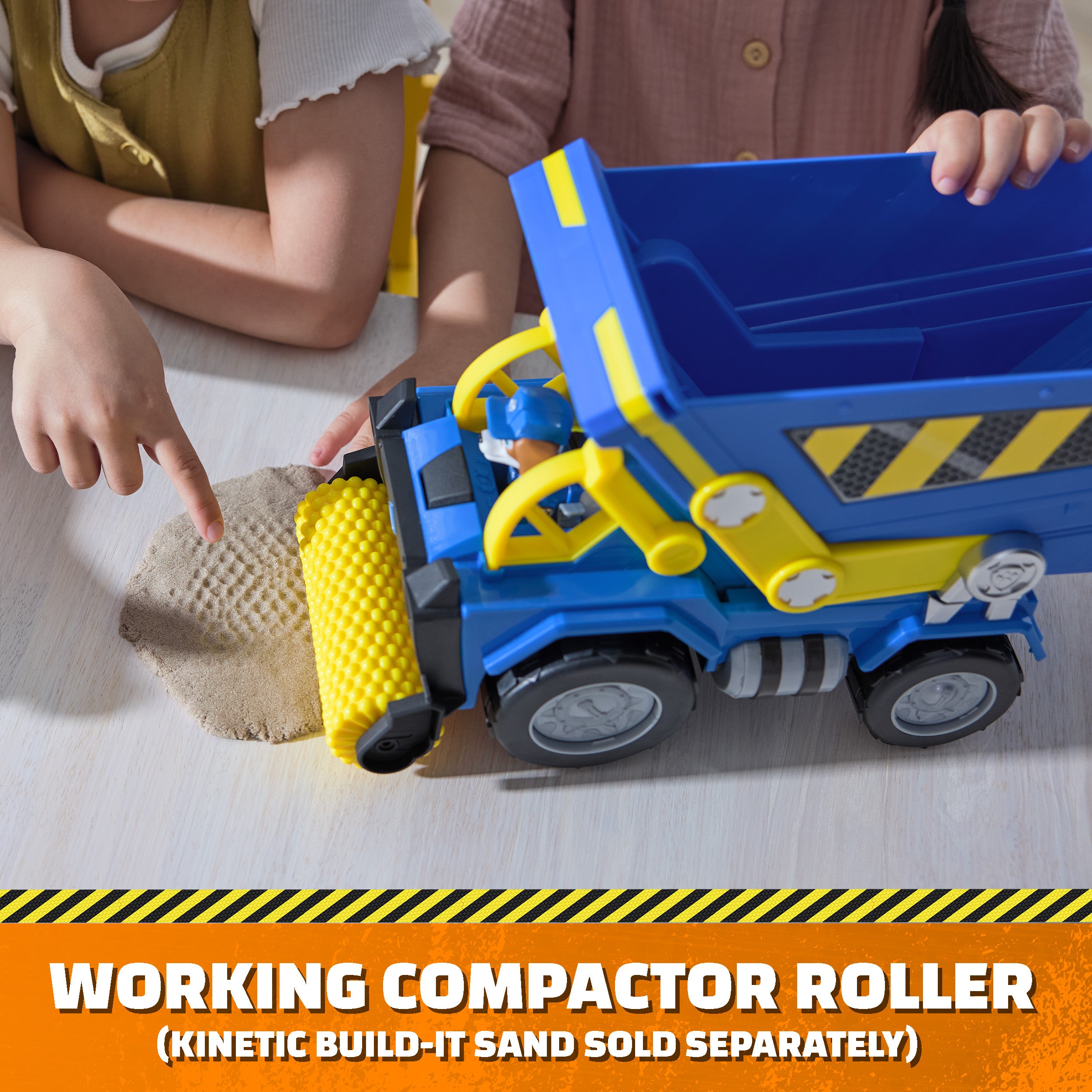 Rubble & Crew, Bark Yard Deluxe Dump Truck Construction Vehicle with Lights, Sounds & Wheeler Action Figure, Kids Toys for Boys & Girls Ages 3 and up