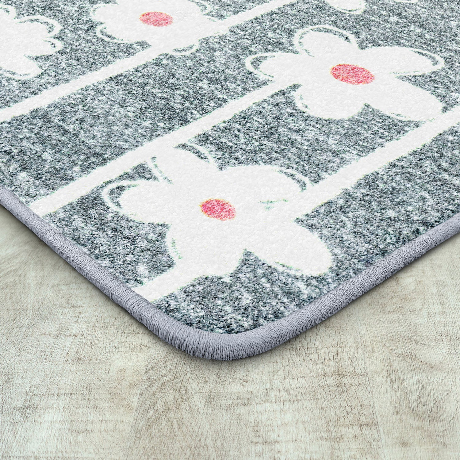 Big Blooms 7'8" x 10'9" area rug in color Cloudy
