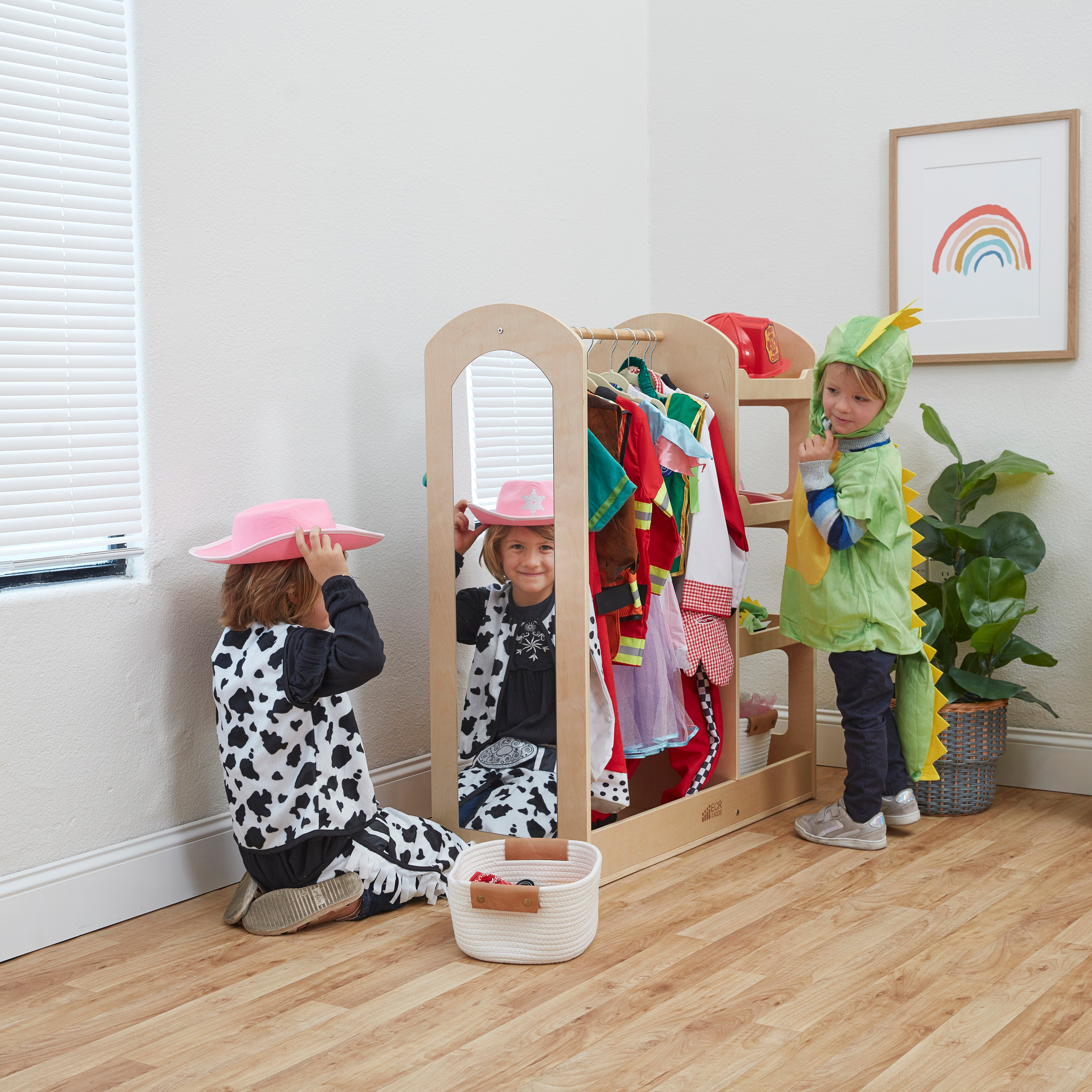 Dress-Up Center - Natural