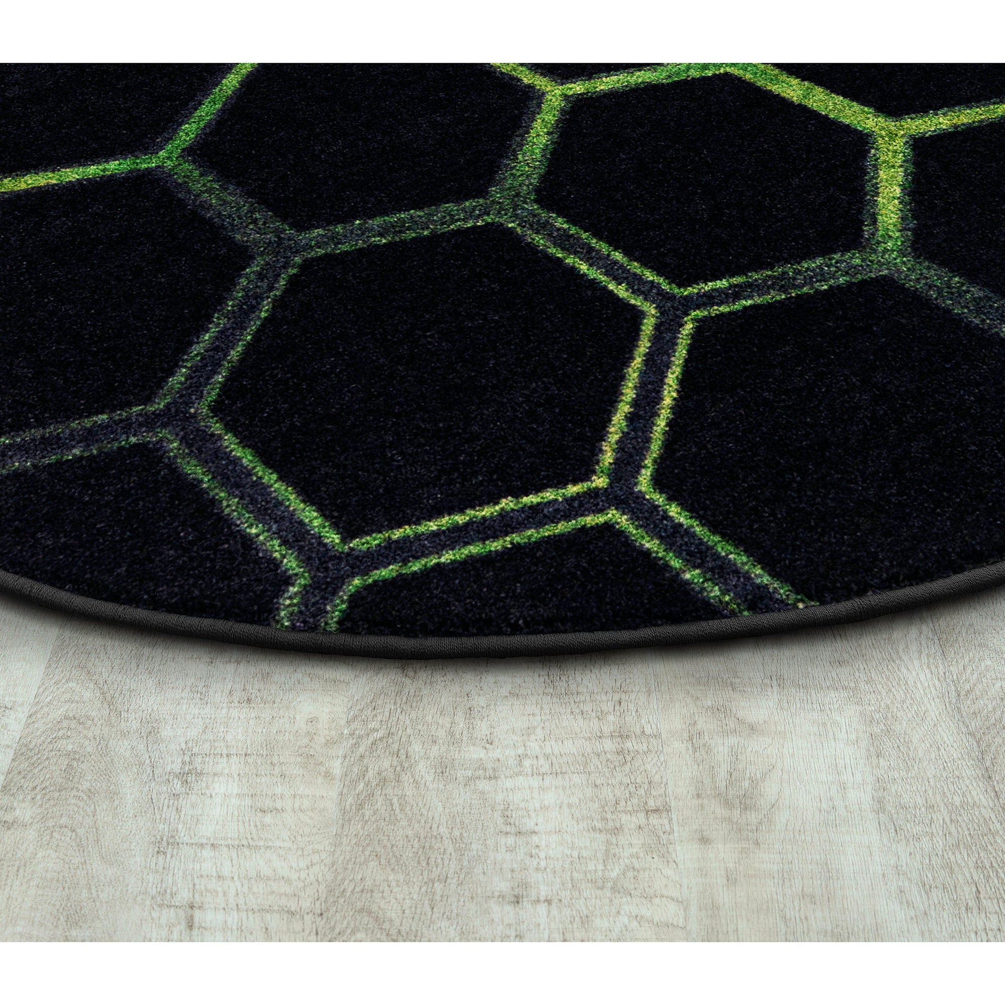 Breakout 13'2" Round area rug in color Emerald