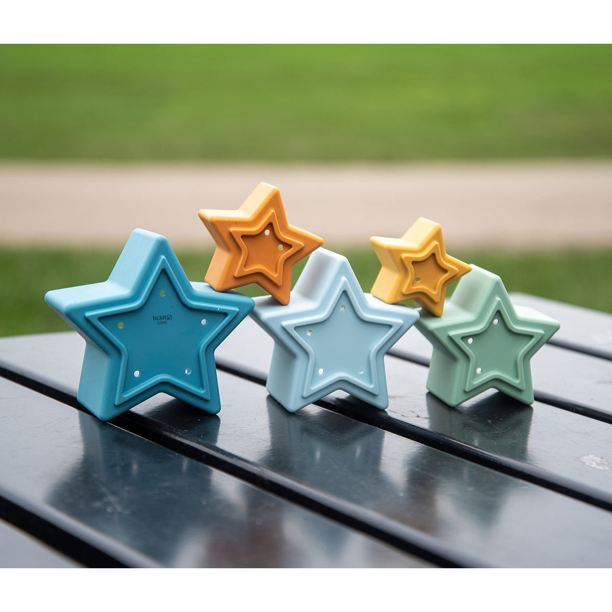 STAR STACKING CUPS NEUTRAL SET OF 5