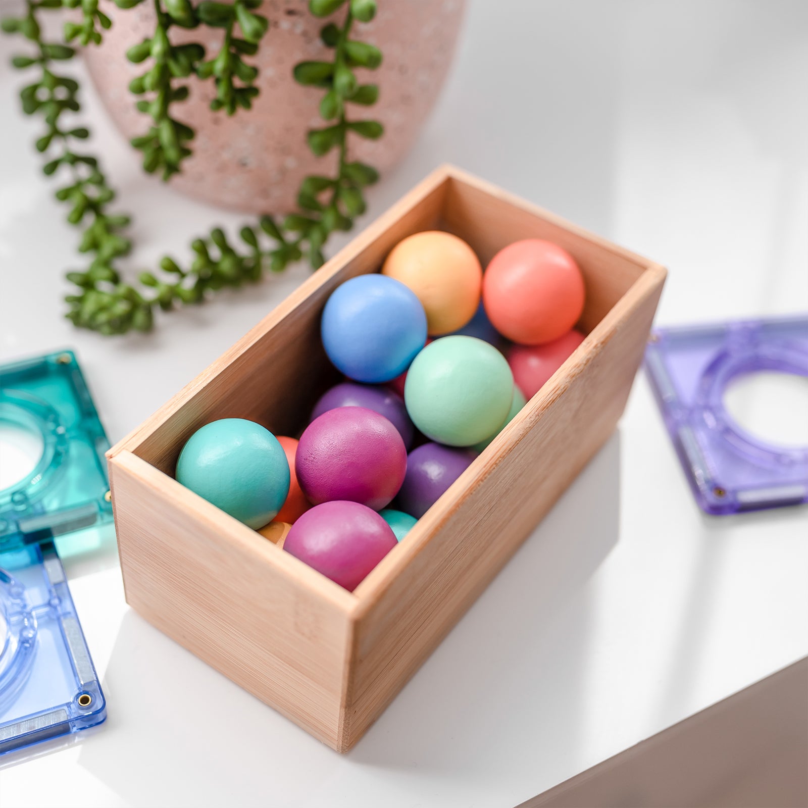 Magnetic Tiles Pastel Ball Pack, 16 Pieces