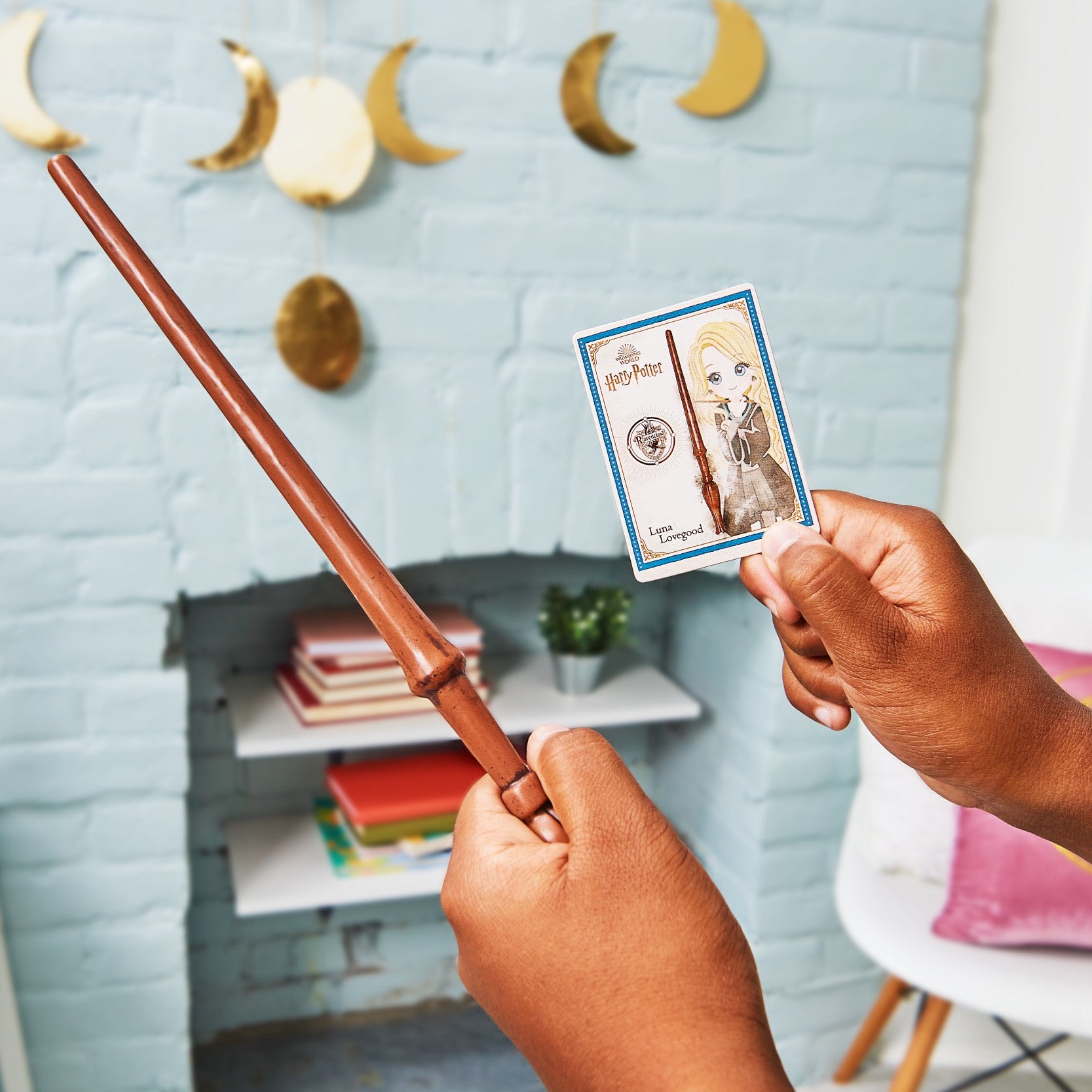 Wizarding World Harry Potter, 12-inch Spellbinding Luna Lovegood Magic Wand with Collectible Spell Card, Kids Toys for Ages 6 and up
