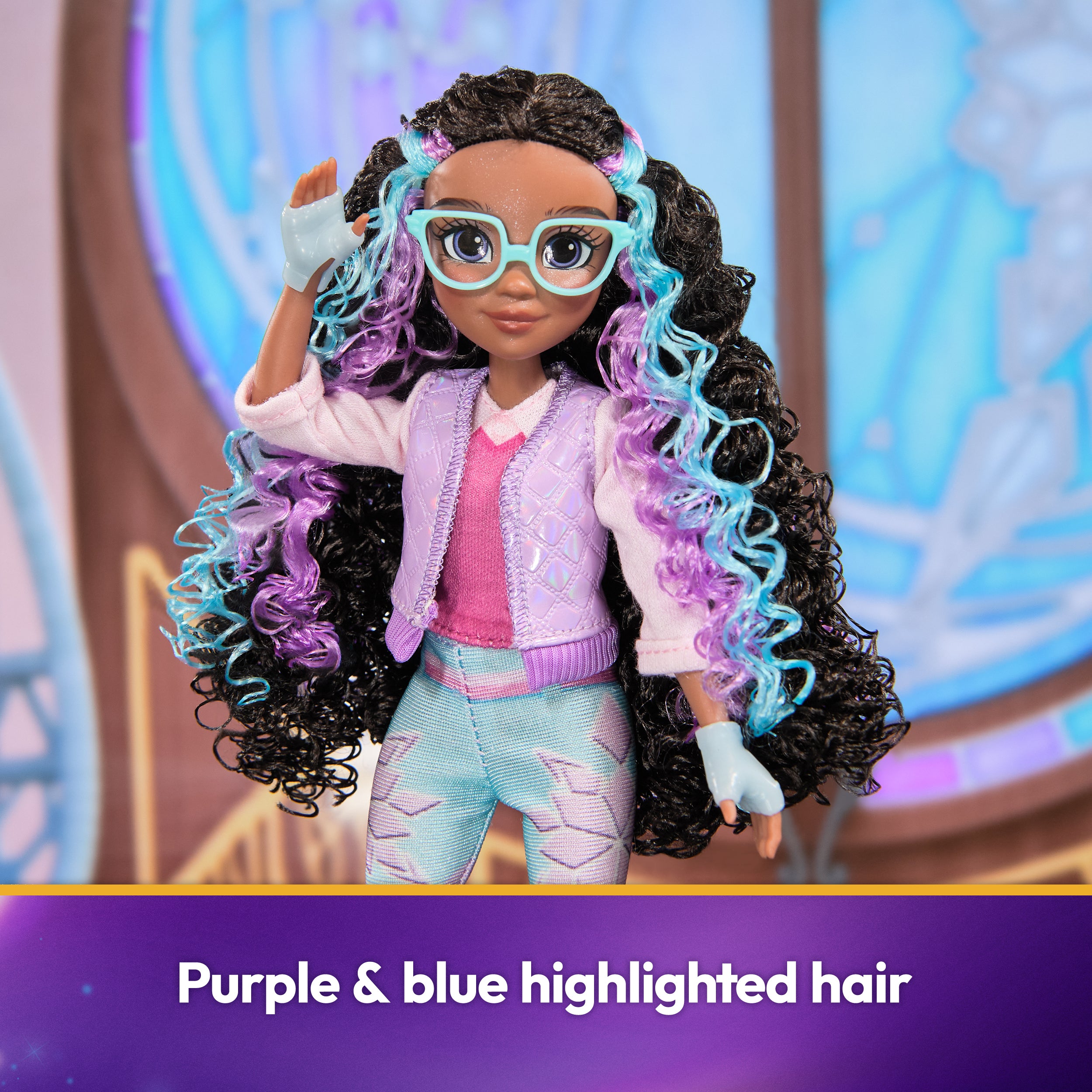 Unicorn Academy, Layla Doll with 5 Accessories, 9.5”, Dolls & Unicorn Toys for Girls Ages 4 and up