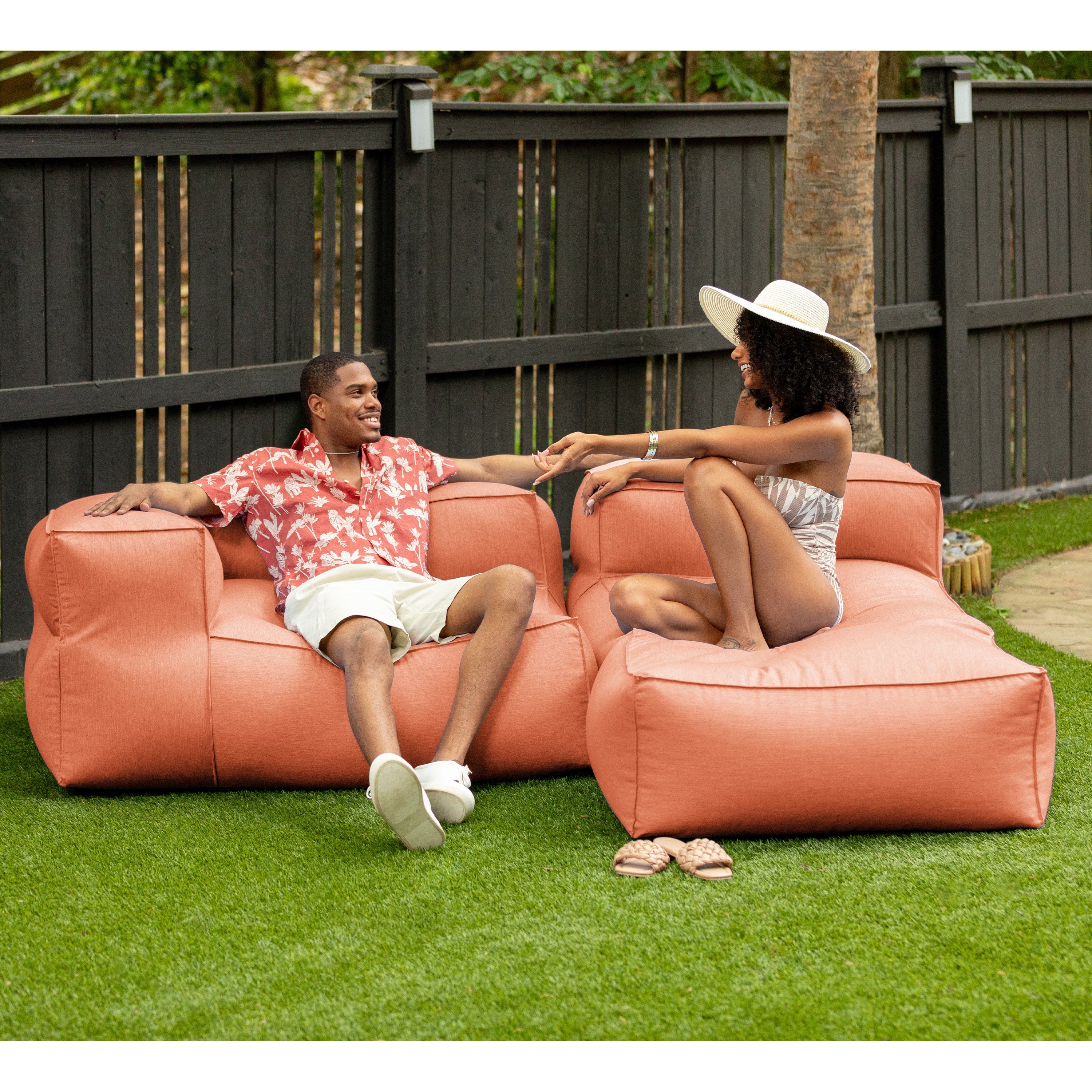 Baya Outdoor Chaise - Luxurious Chaise Sun Lounger for Poolside or Hospitality, Coral