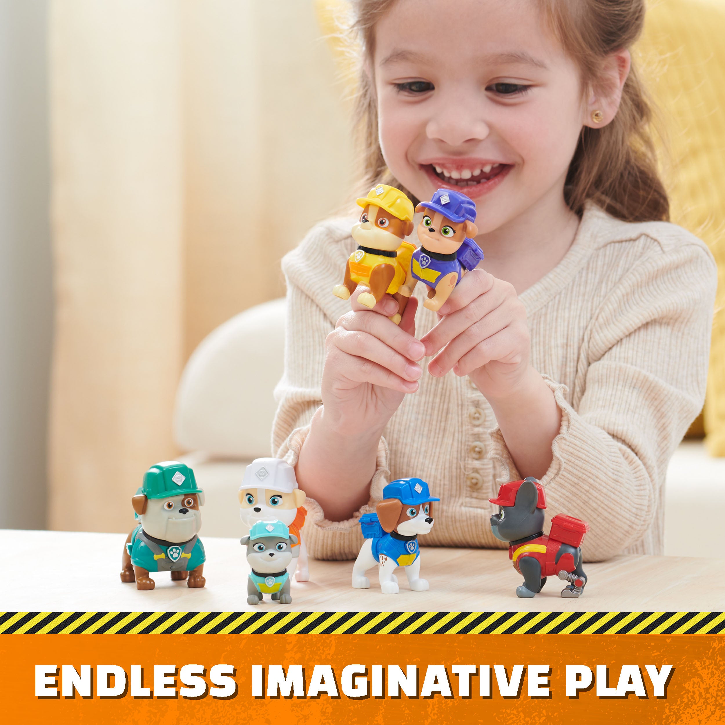 Rubble & Crew, Toy Figures Gift Pack, with 7 Collectible Action Figures, Kids Toys for Boys & Girls Ages 3+