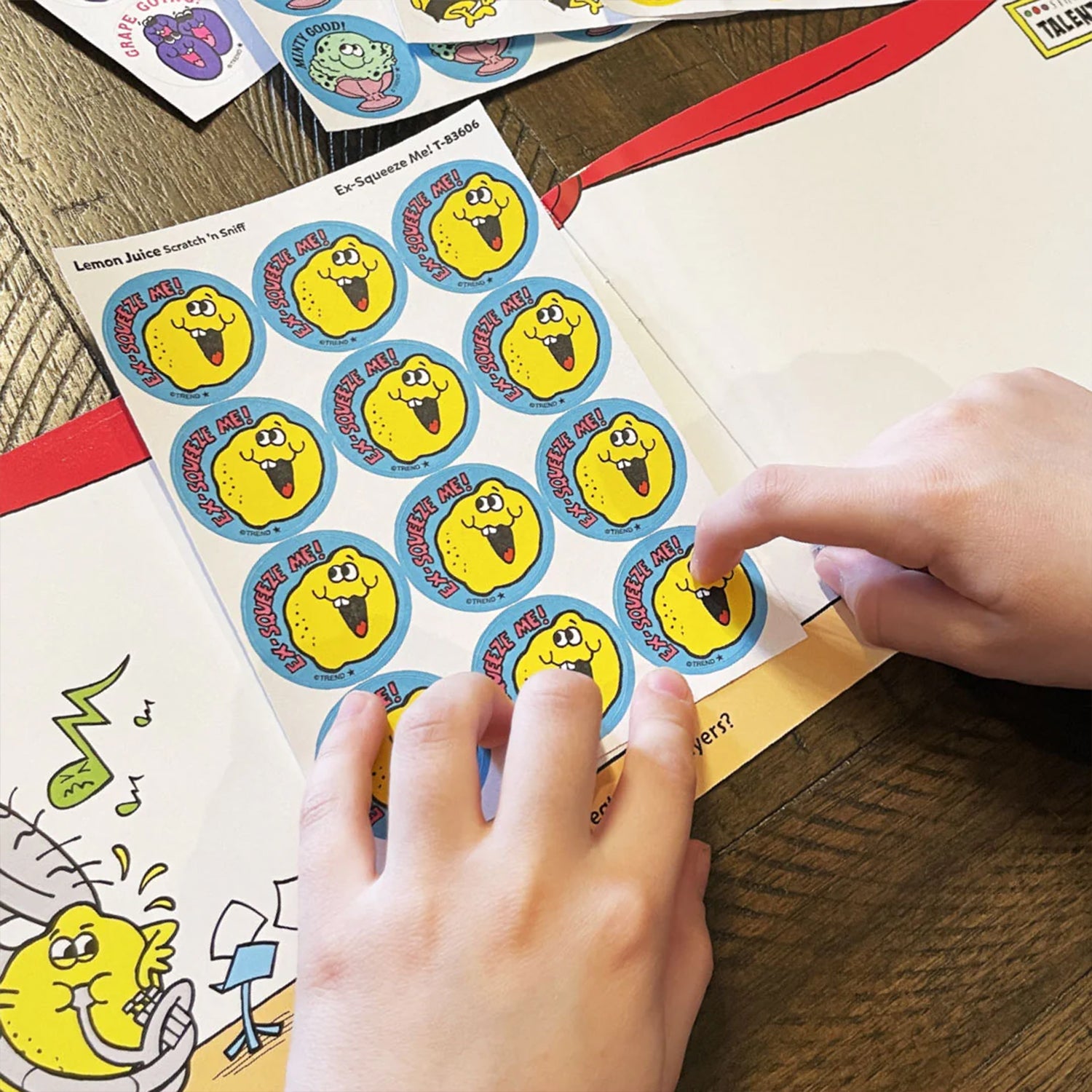 Ex-Squeeze Me!/Lemon Juice Scented Stickers, Pack of 24