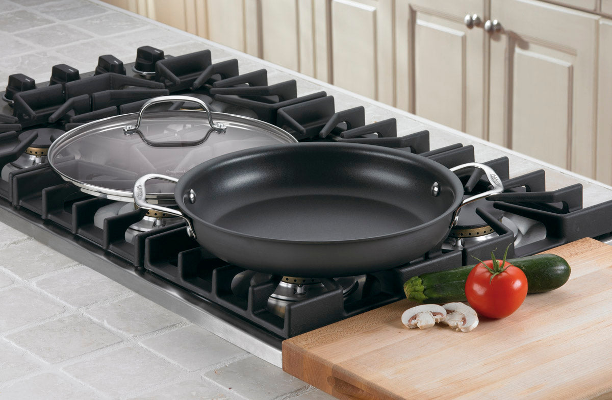 12" Everyday Pan with Medium Dome Cover