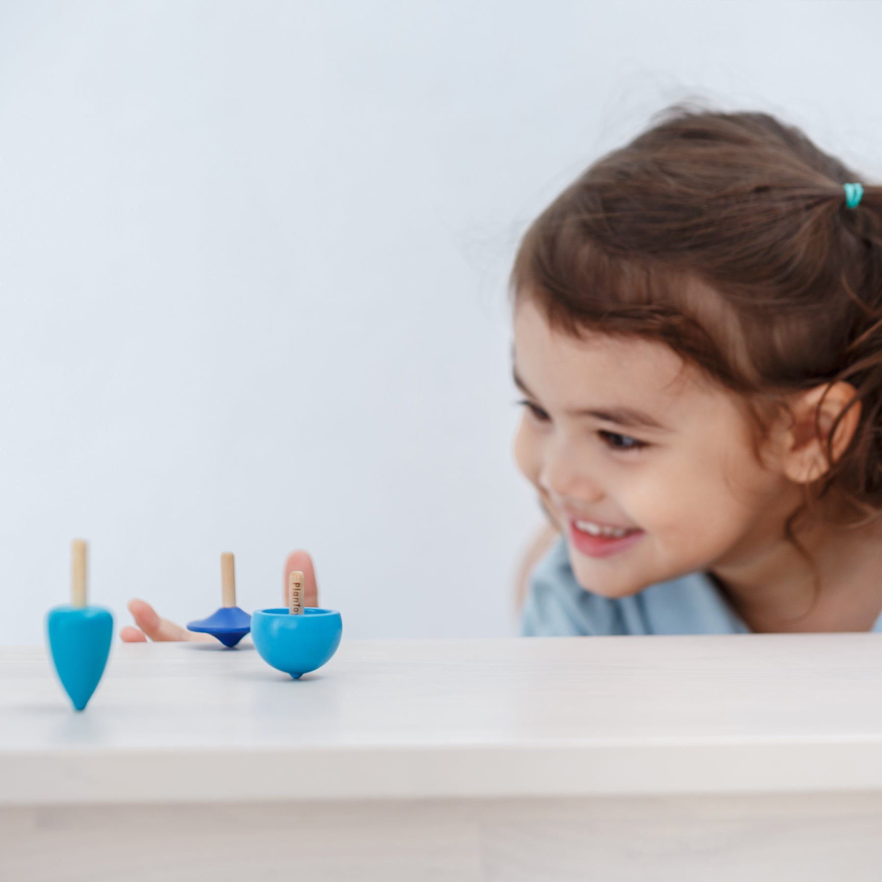 Wooden Mini Spinning Tops