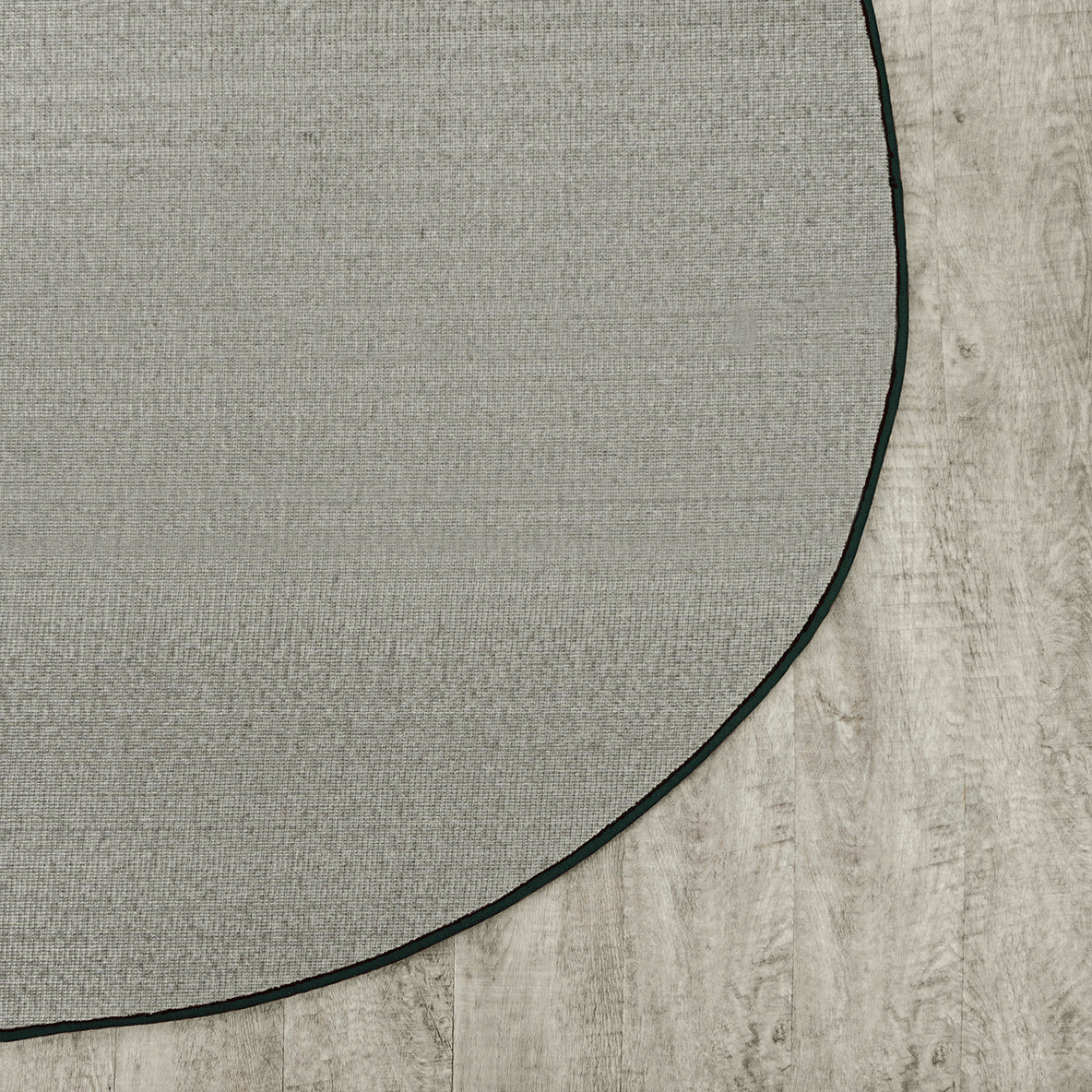 Endurance 12' x 7'6" Oval area rug in color Forest