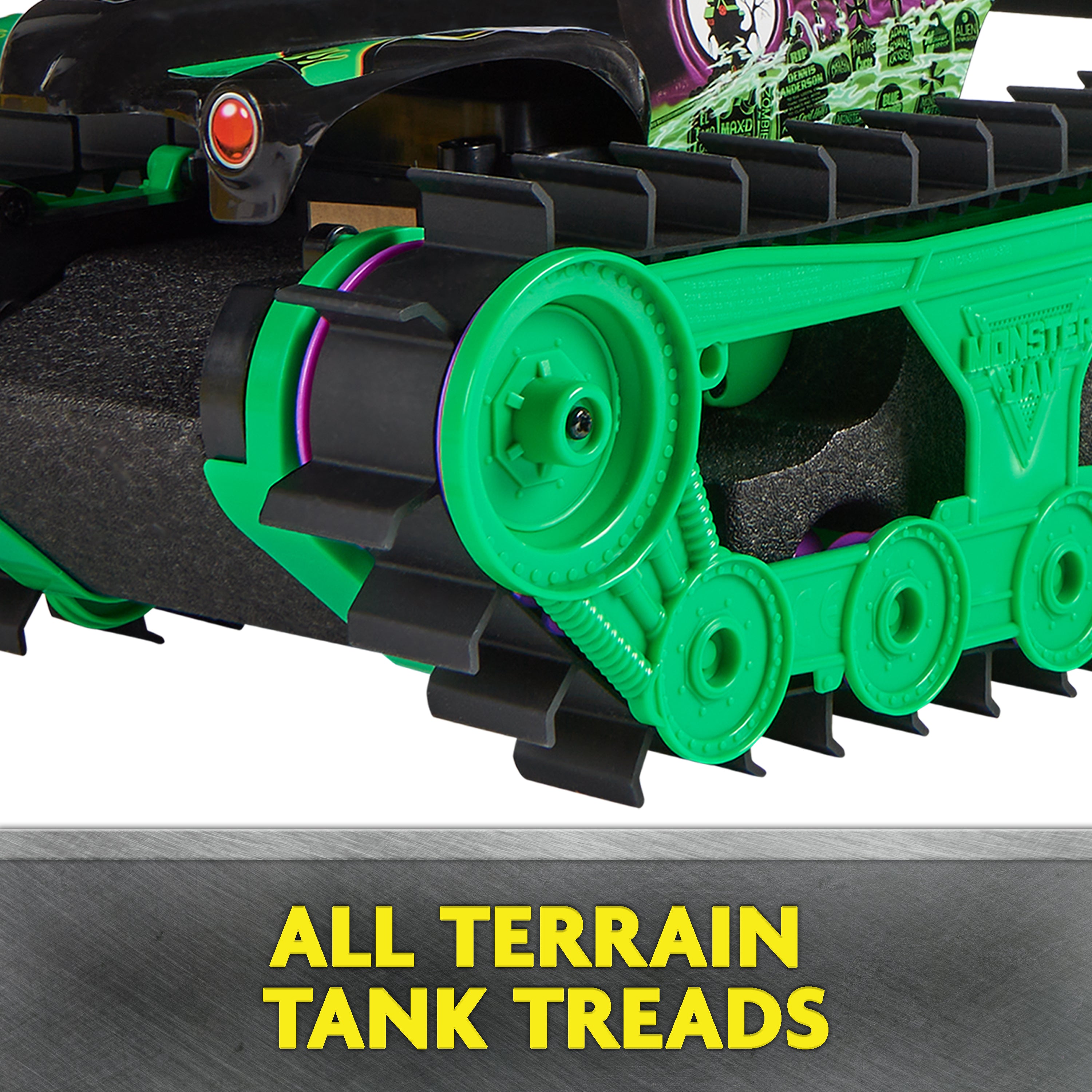 Monster Jam, Official Grave Digger Trax All-Terrain Remote Control Outdoor Vehicle,  1:15 Scale, Kids Toys for Boys and Girls Ages 4 and Up