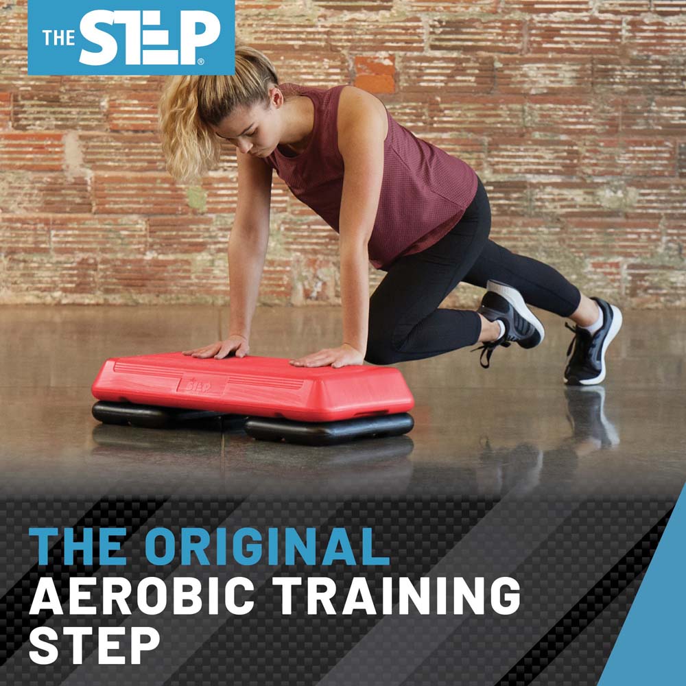 The Circuit Step Freestyle - Red/Black  (2 Risers)