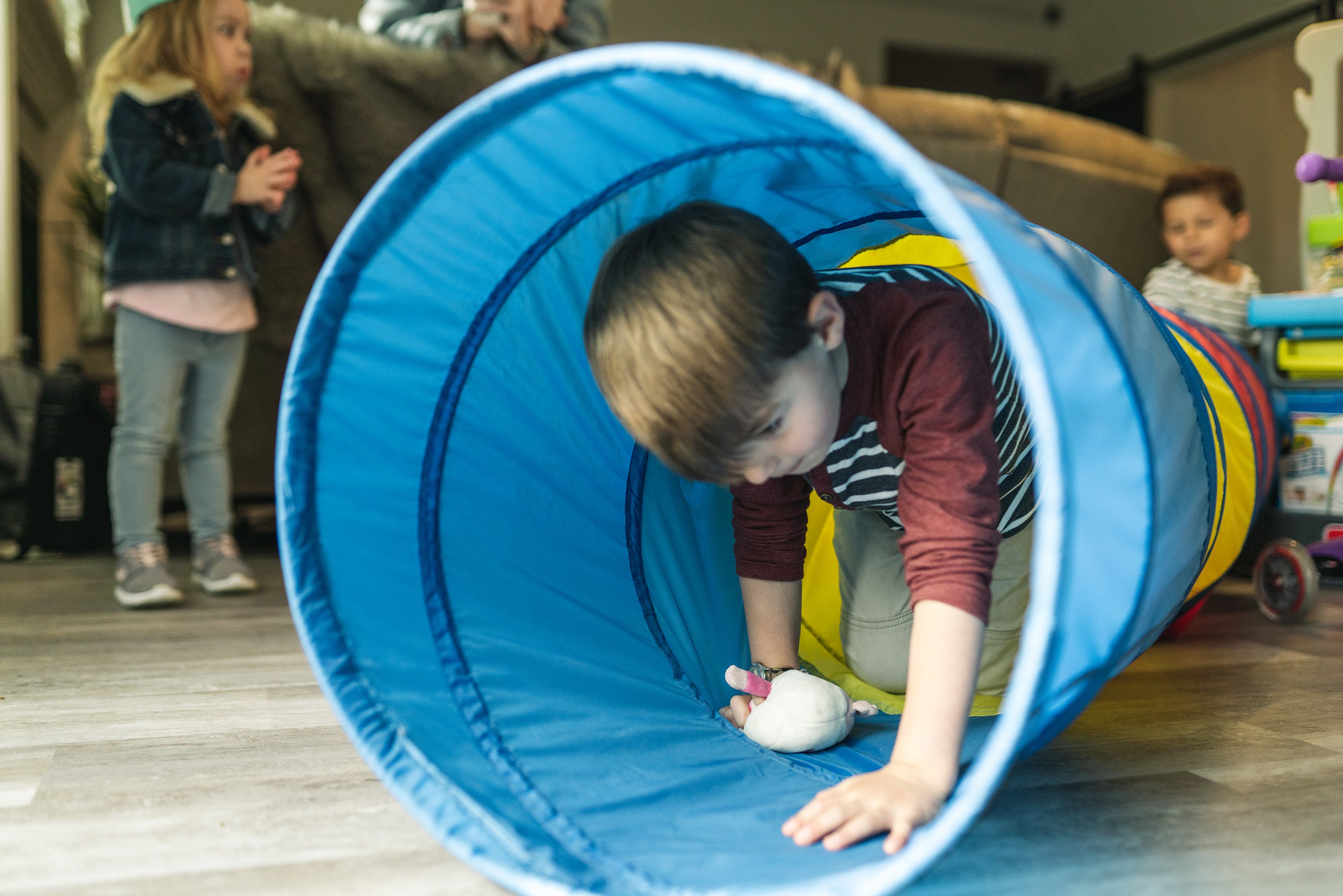 Find Me 6FT Tunnel - Blue / Red / Yellow