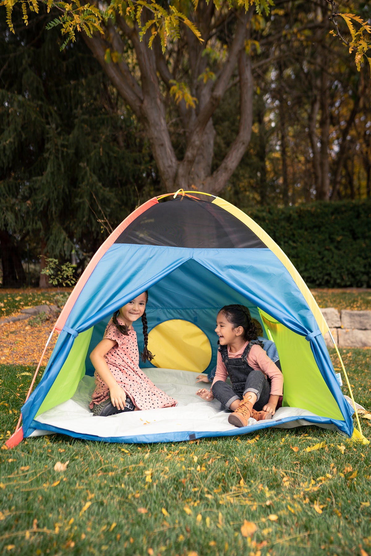 Super Duper 4-Kid Dome Tent - Blue / Green / Red / Yellow