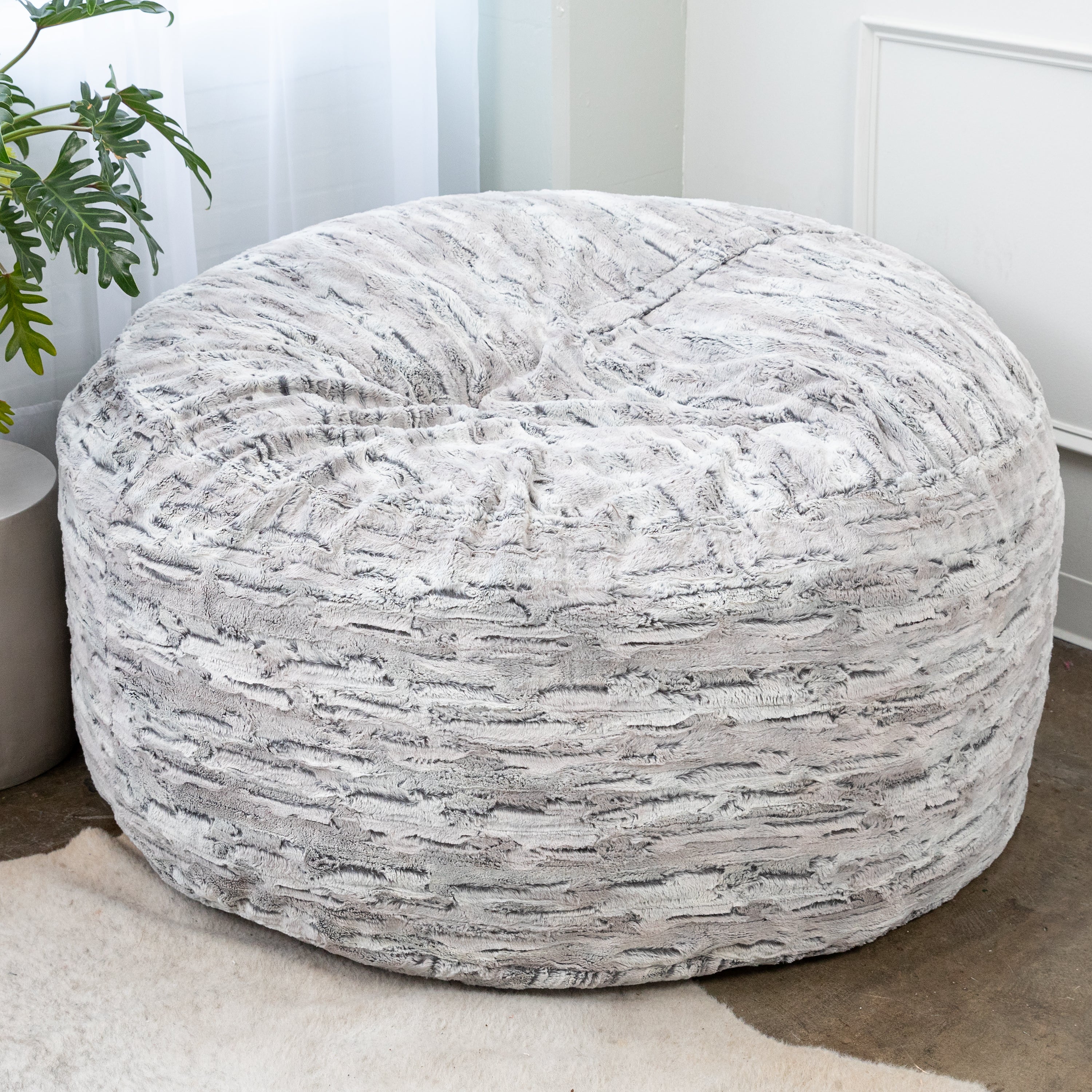 Jaxx 5 Foot Saxx Bean Bag Chair For Adults - Luxe Faux Fur, Silver Fox