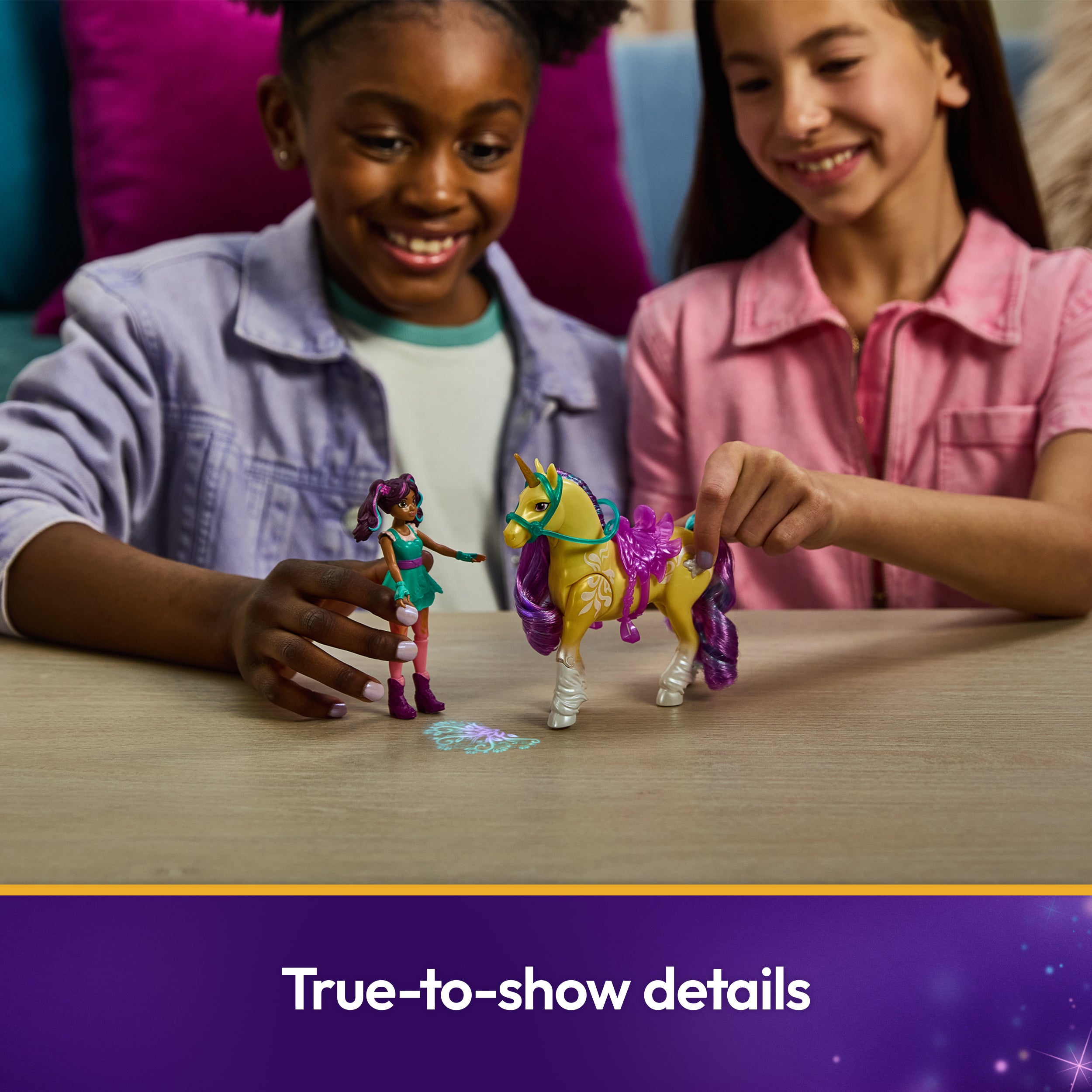 Unicorn Academy, Ava & Plant Magic Leaf with Light-up Effect, 2 Riding Accessories, Dolls & Unicorn Toys for Girls Ages 4 and up