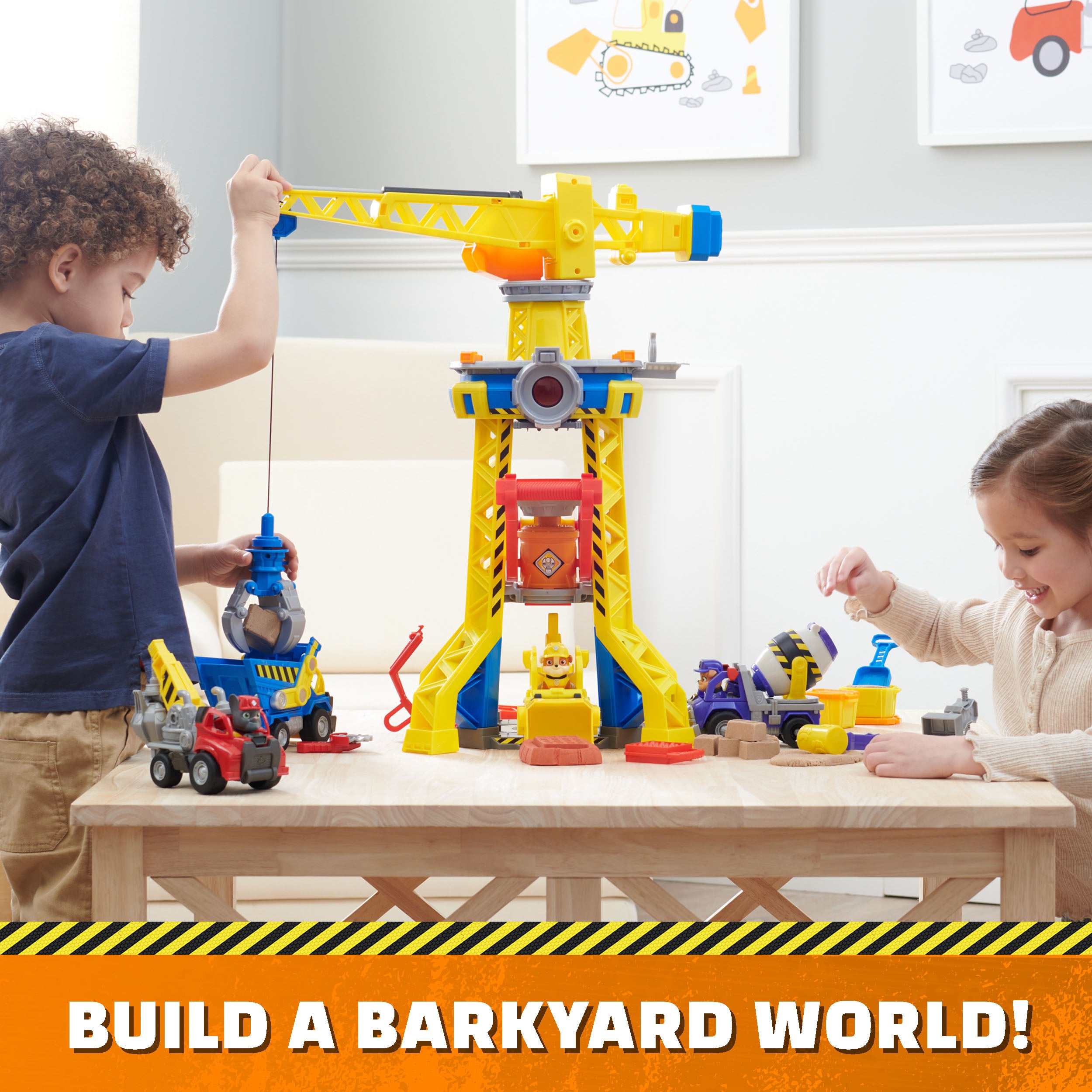 Rubble & Crew, Bark Yard Crane Tower Playset with Action Figure, Toy Bulldozer & Kinetic Build-It Play Sand, PAW Patrol Kids Toys for Boys & Girls 3+