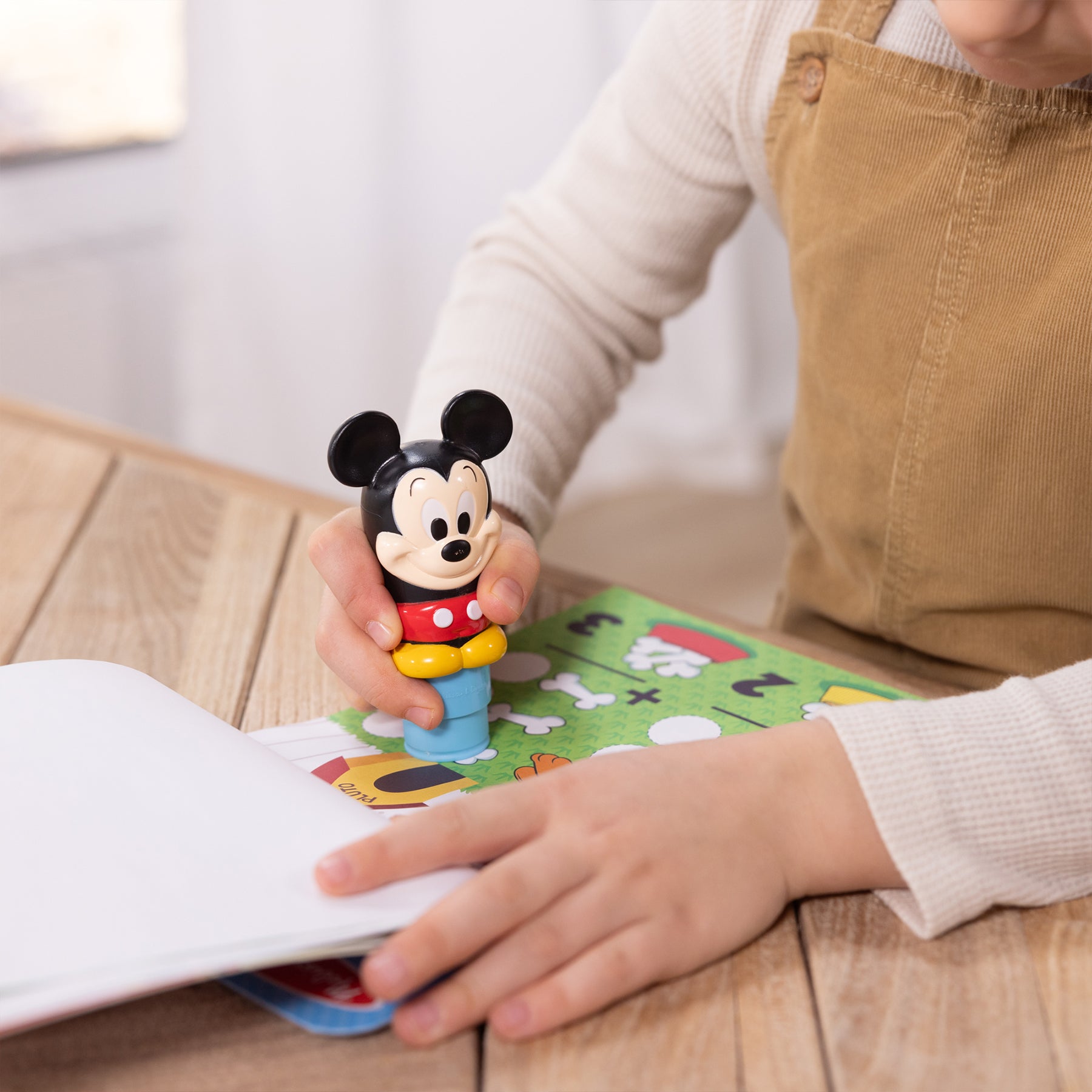 Sticker WOW! Activity Pad & Sticker Stamper - Mickey