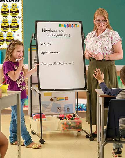 Value Easel with Clear Tub Pack