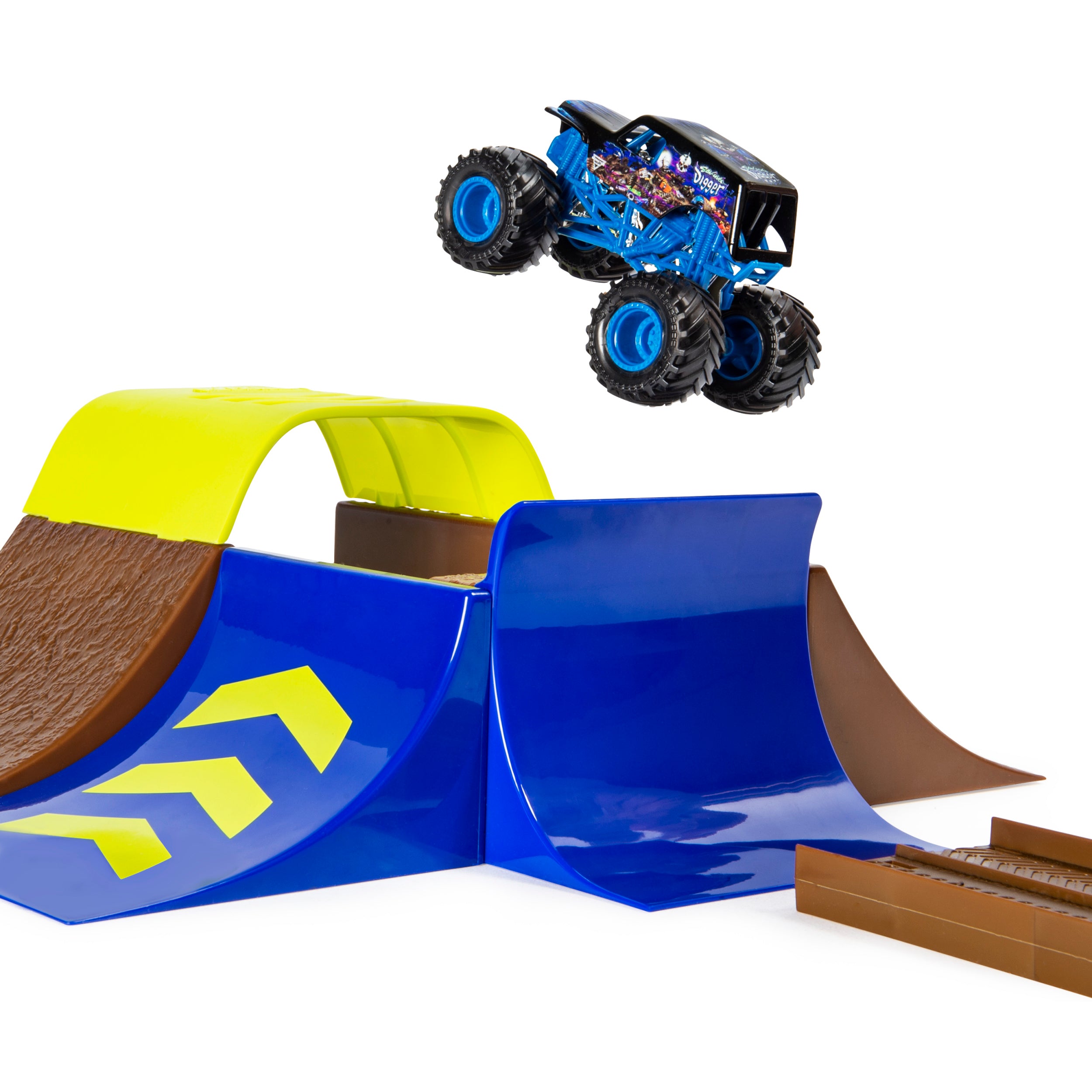 Master Carton Monster Jam 1to64VehiclePlayset Assortment 3pkM01
