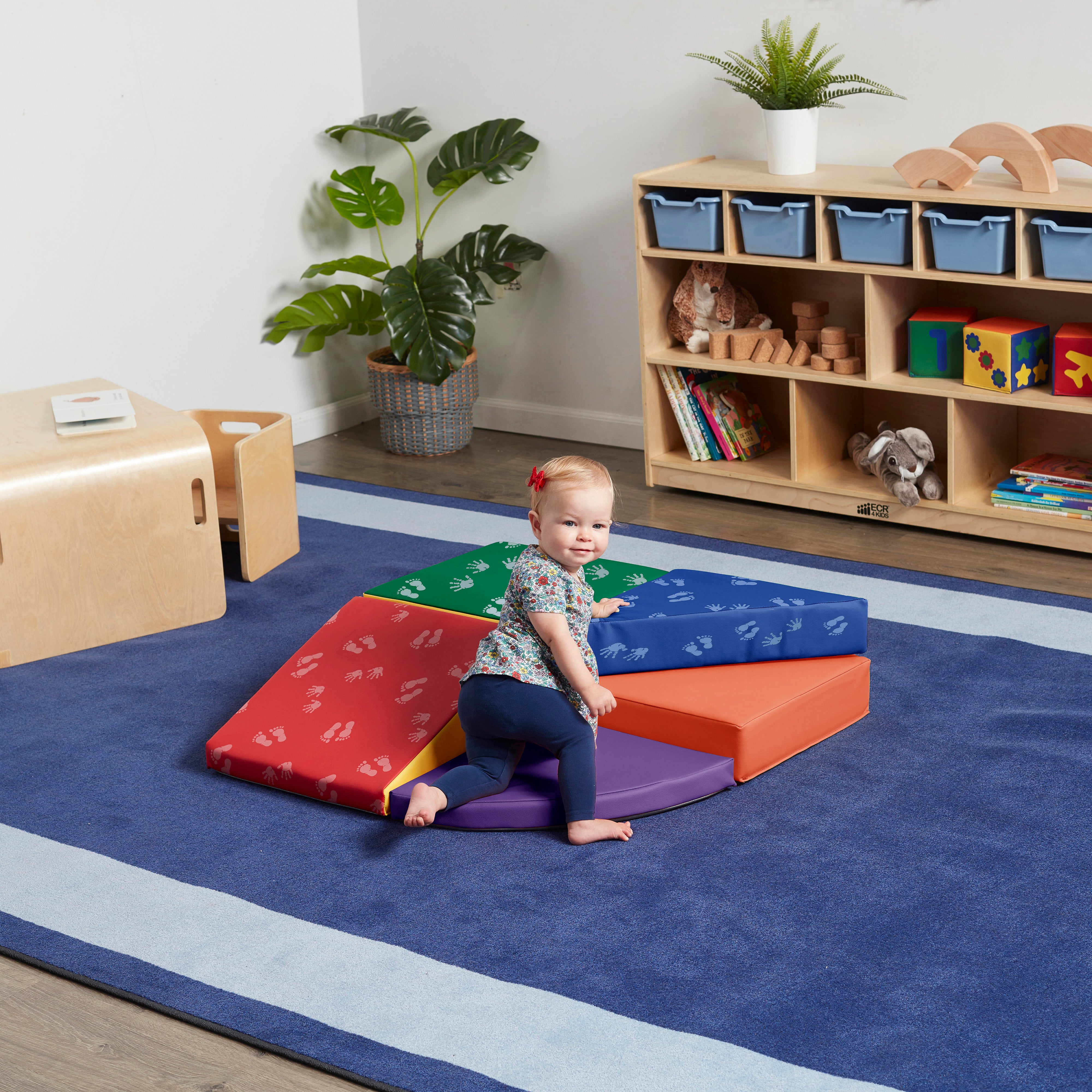 SoftZone Junior Tiny Twisting Climber - Hands and Feet