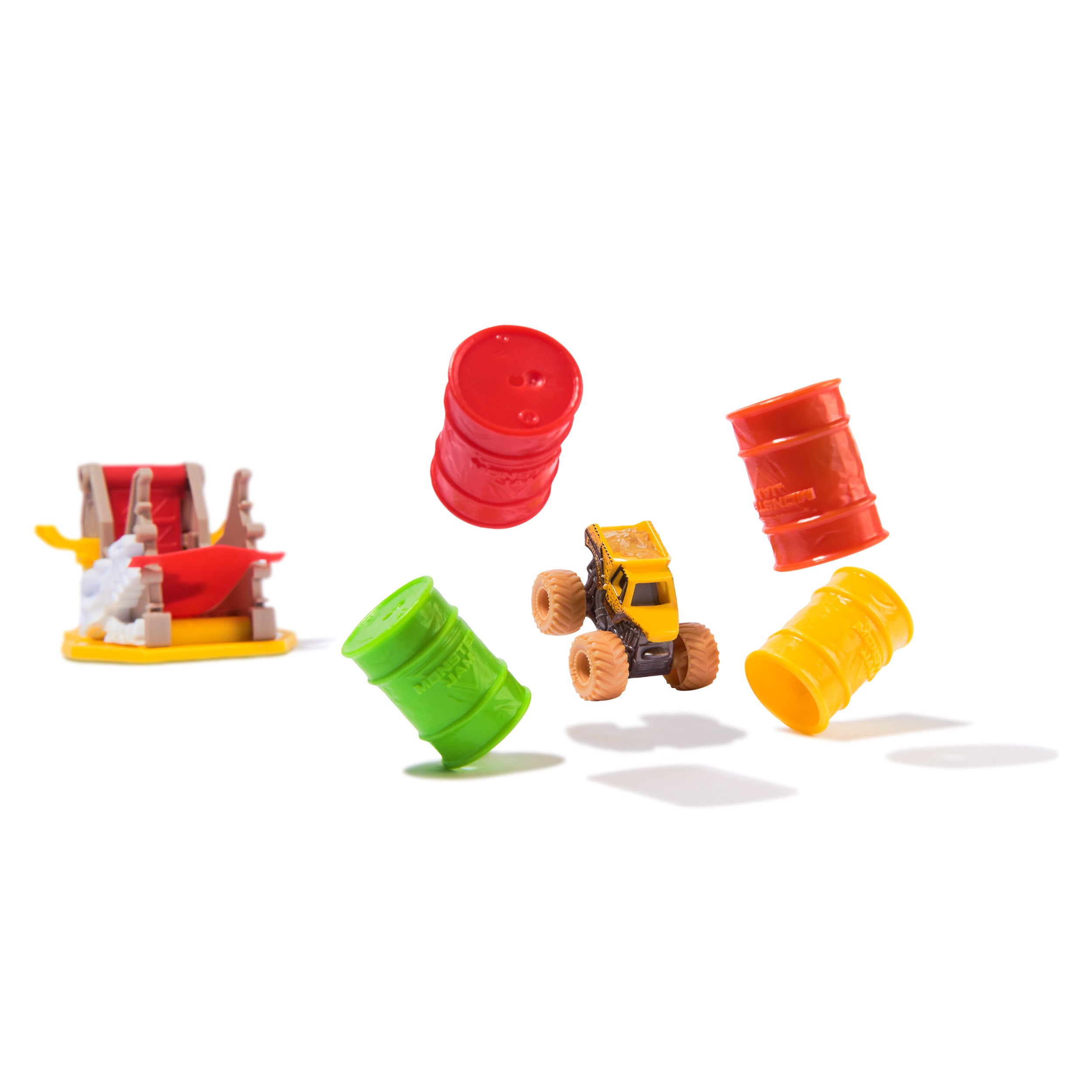 Monster Jam Mini Jams, Earthshaker Boneyard Blaster Playset with 2 Minis Monster Jam Monster Truck, Kids Toys For Ages 3 and Up