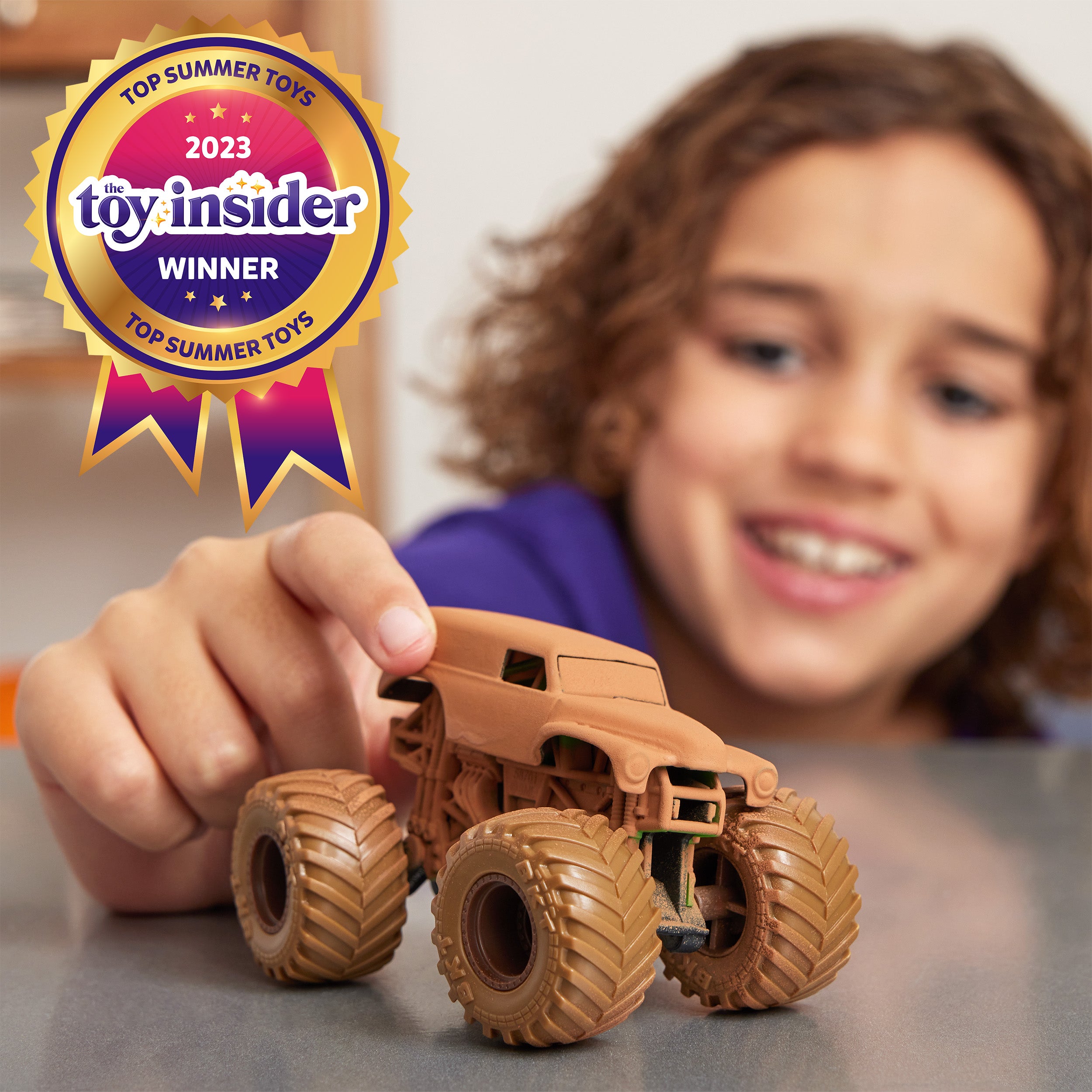 Monster Jam, Mystery Mudders, Official Die-Cast Monster Truck, Wash to Reveal, 1:64 Scale Styles Will Vary