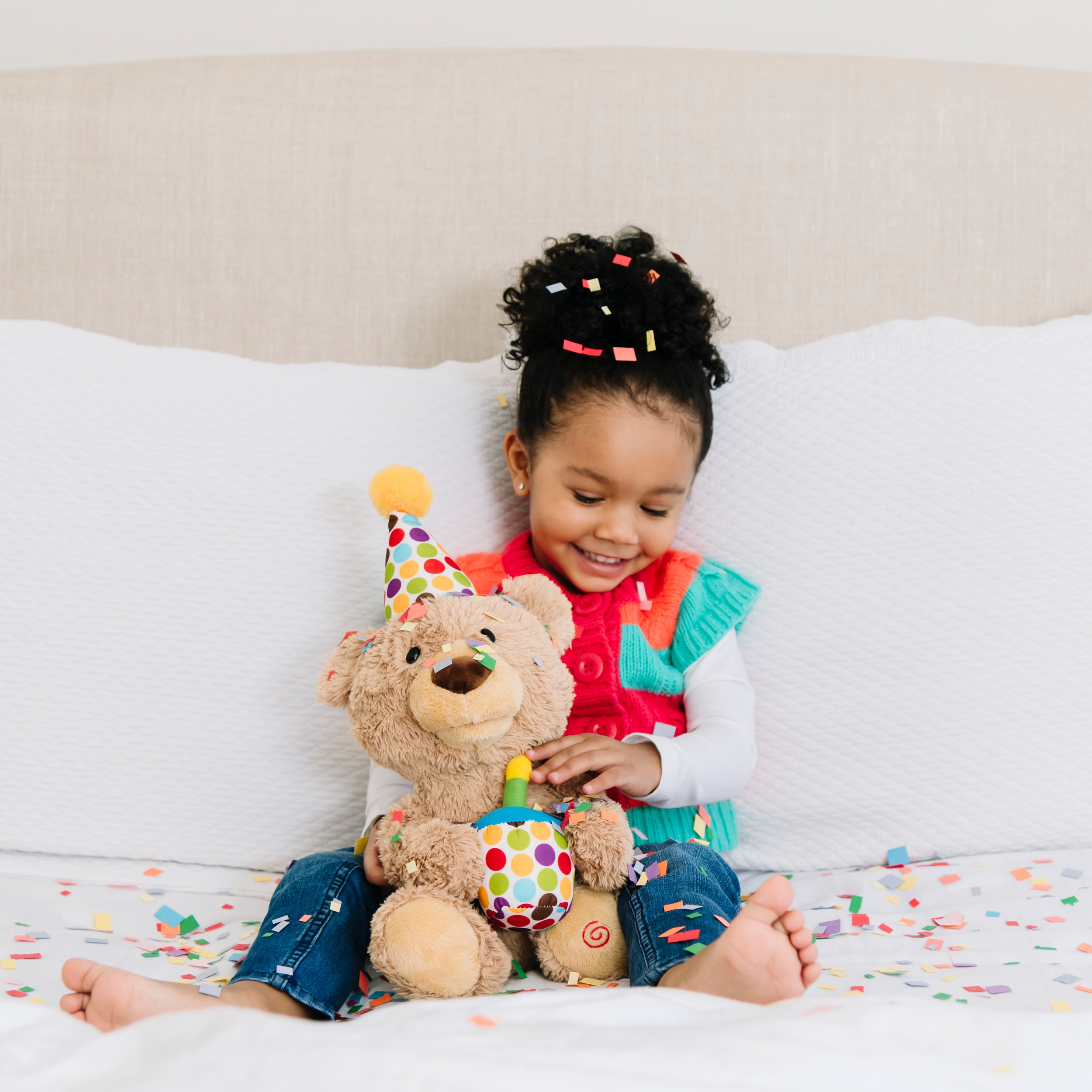 GUND Happy Birthday Teddy Bear Bear Animated Plush Toy, Glow-in-the-Dark Singing Stuffed Animal, Brown, 10”