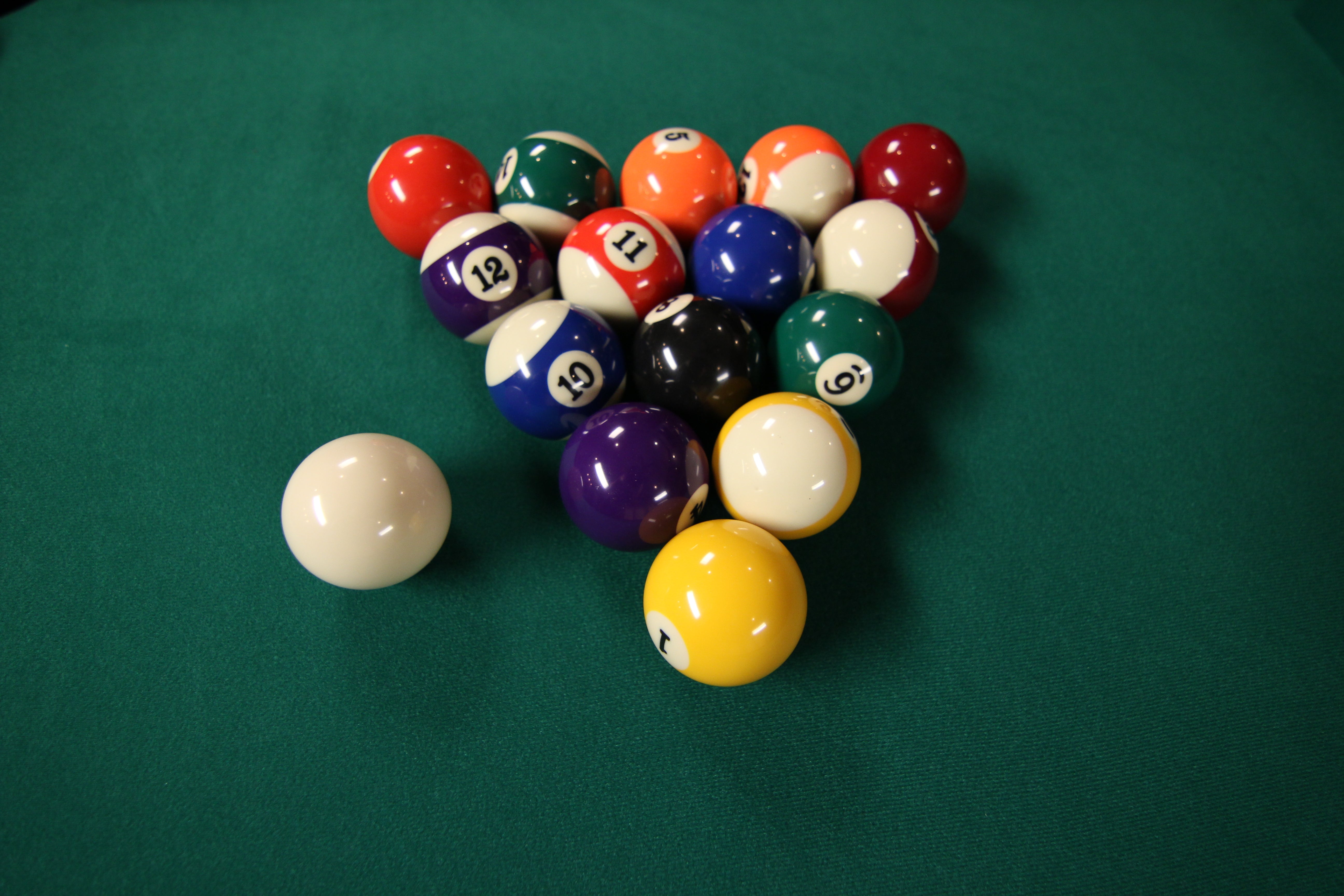 Mizerak Dynasty SpaceSaver Billiard Table