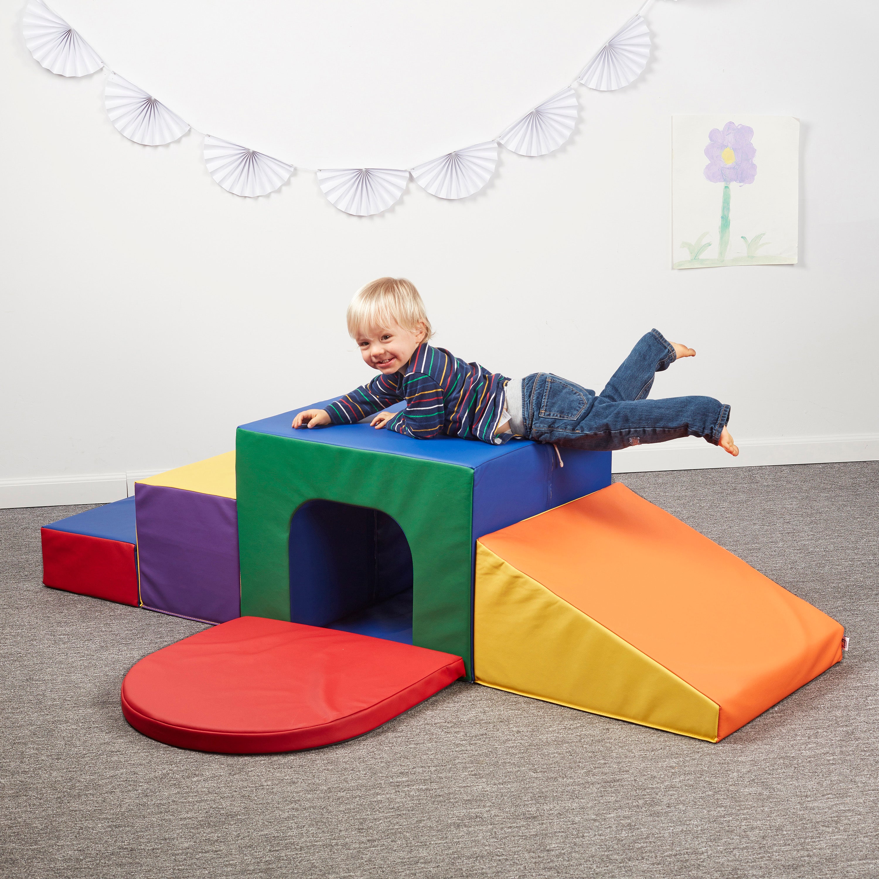 SoftZone Single Tunnel Maze - Assorted