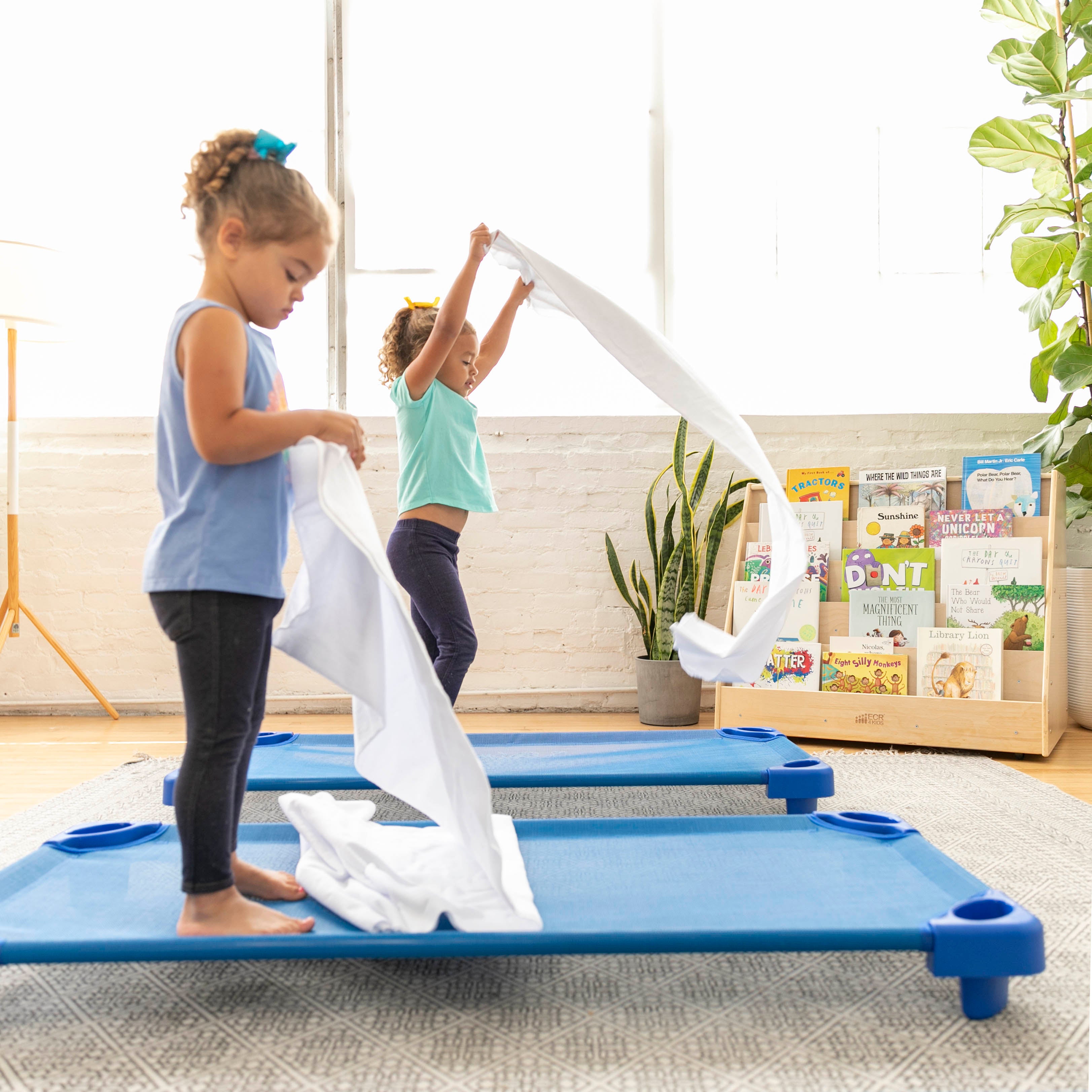 Standard Cot Sheet 12 Pack - White