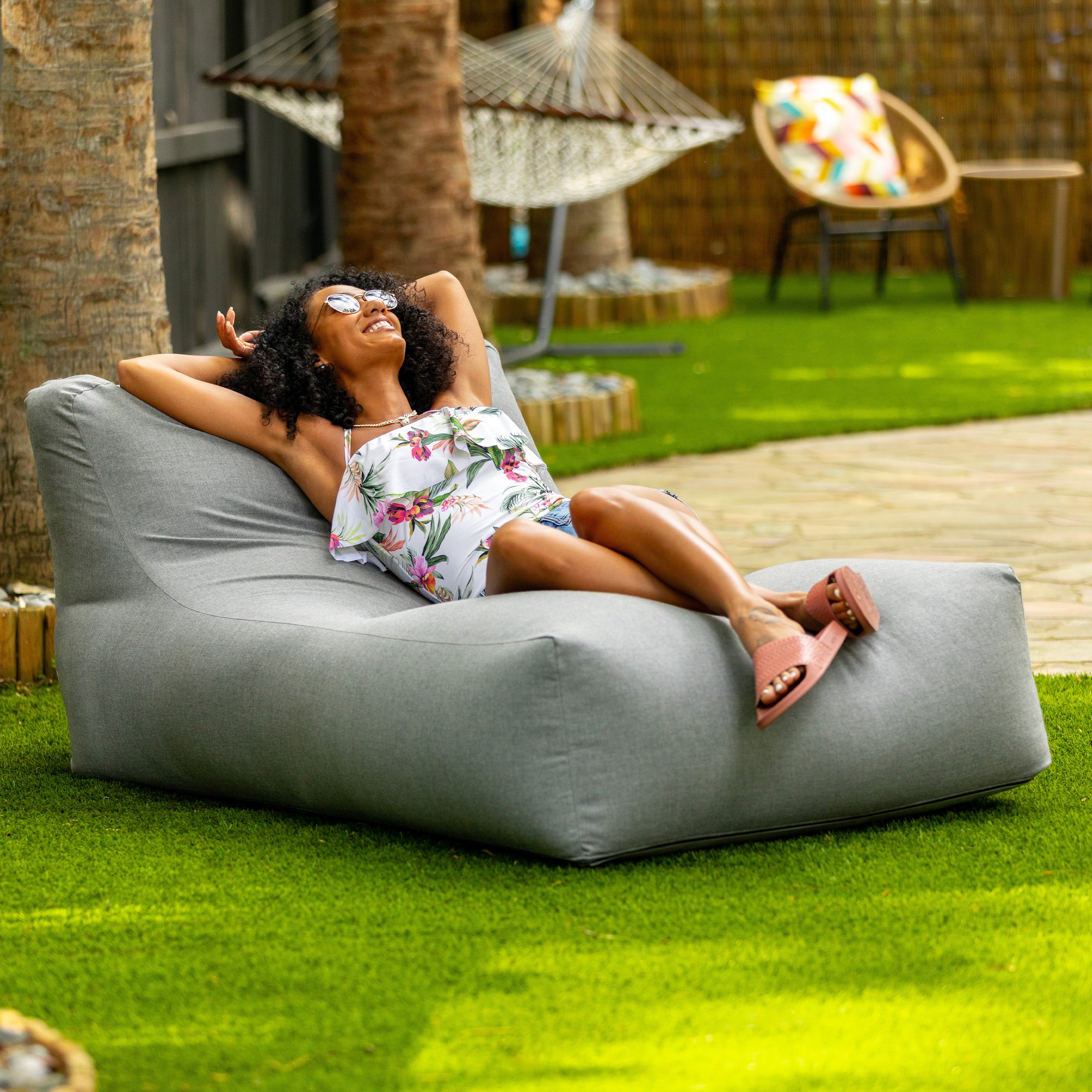 Coza Outdoor Sun Lounger - Luxurious Giant Outdoor Chaise - Sunbrella, Granite