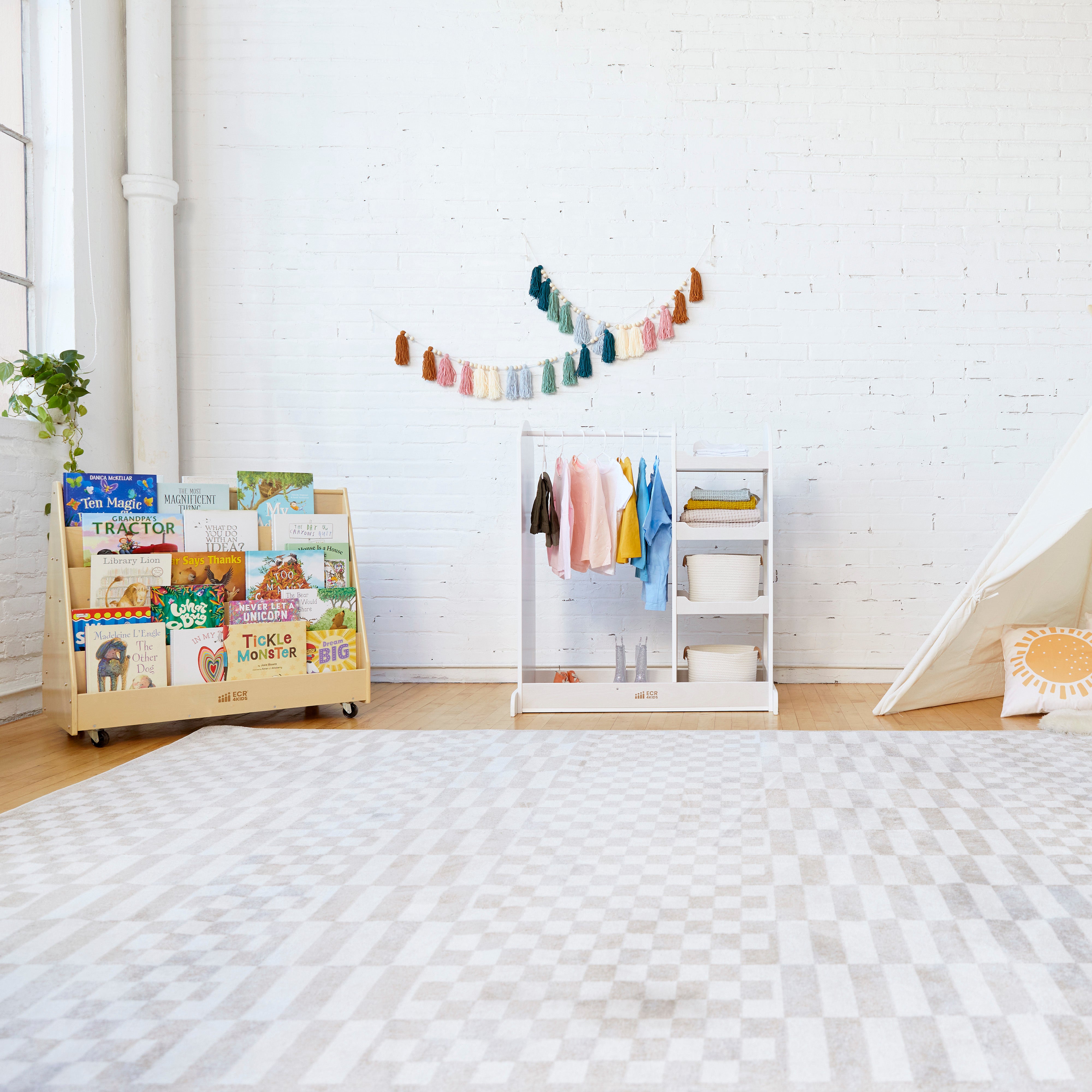 Double-Sided Book Display - Natural