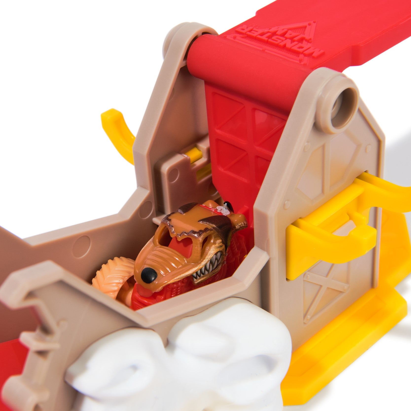 Monster Jam Mini Jams, Earthshaker Boneyard Blaster Playset with 2 Minis Monster Jam Monster Truck, Kids Toys For Ages 3 and Up