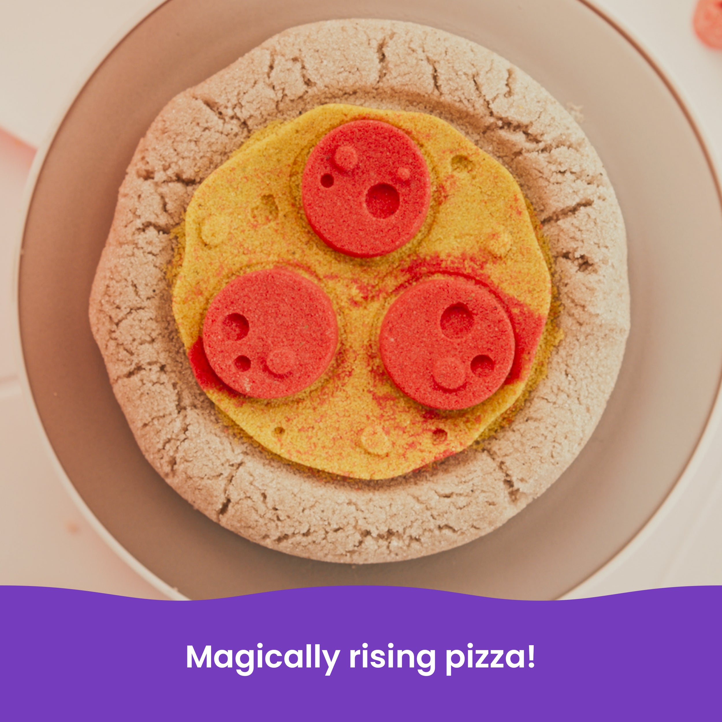 Kinetic Sand, SquishPizza Rising Pizza Oven Playset with 1lb Play Sand & 5 Tools, Play Food Arts & Crafts Kids Toys for Girls & Boys Ages 5 and up