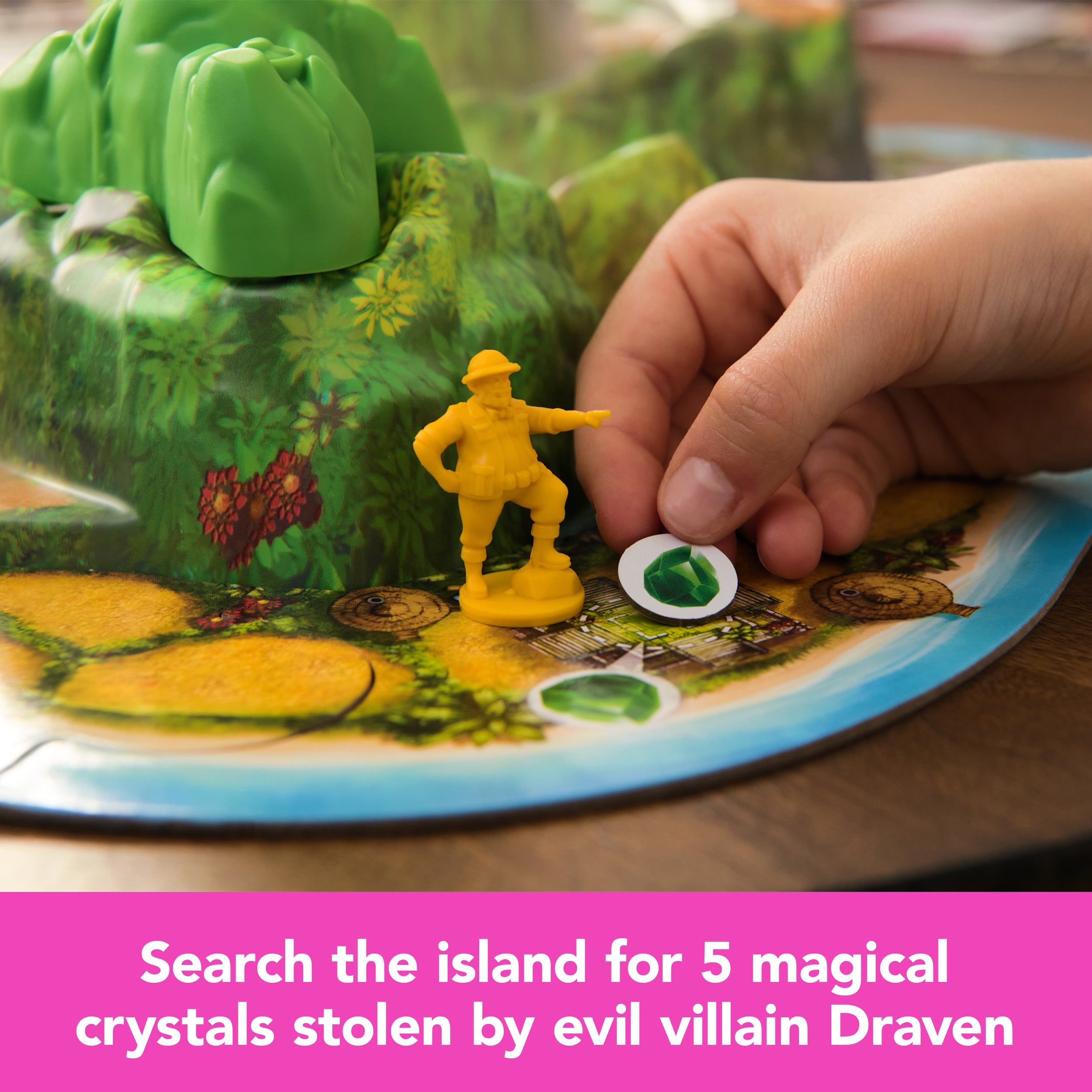 Spin Master Games, Jumanji Stampede, 3D Adventure Cooperative Board Game, for Fans of the Jumanji Movies, Face Off Against Jungle Emergencies, 2-4 Players, for Ages 8 & Up