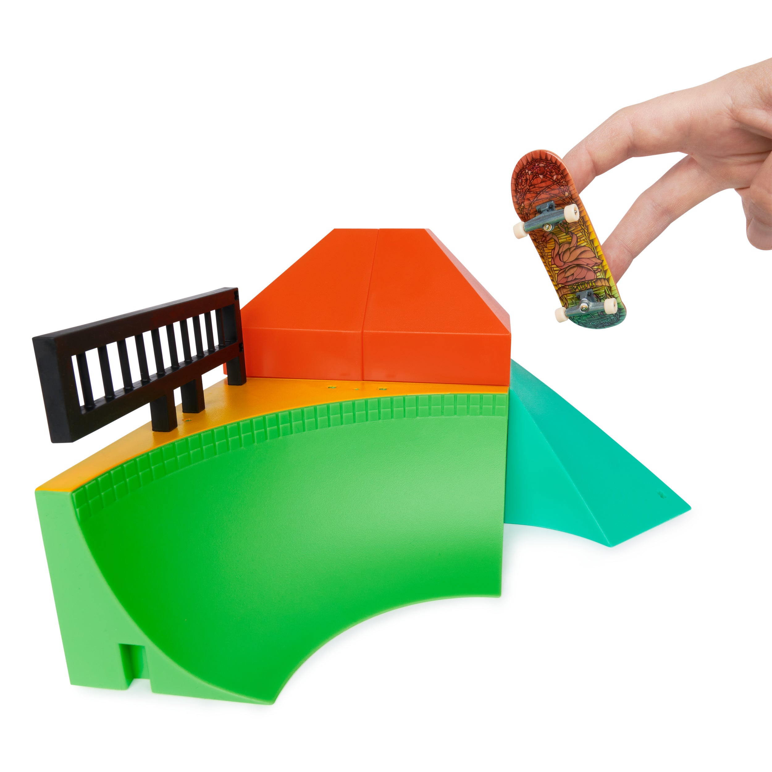 Tech Deck, Quarter Bowl Ruckus X-Connect Park Creator, Customizable and Buildable Ramp Set with Exclusive Fingerboard, Kids Toy for Ages 6 and up